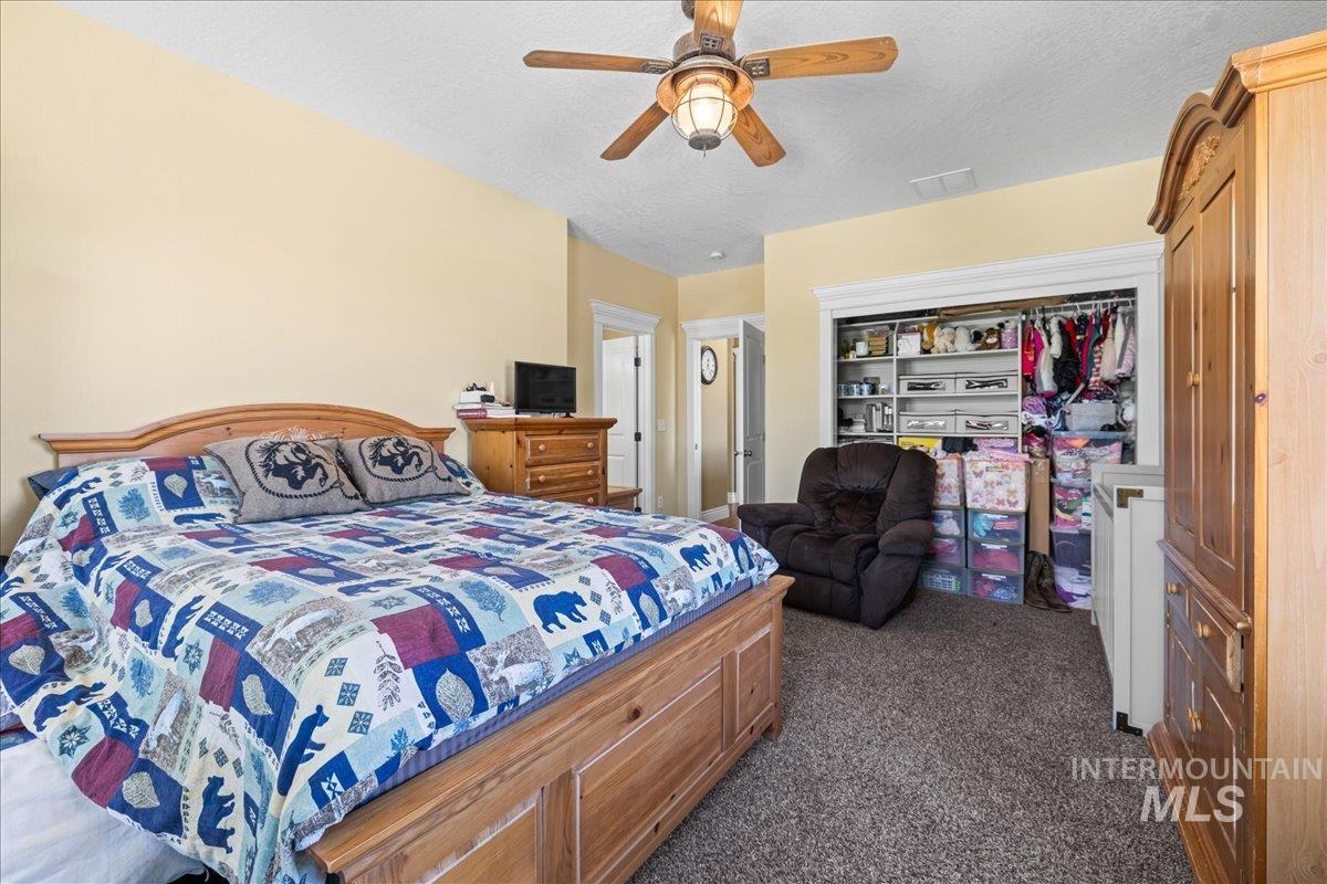 20169 Hoskins Rd, Caldwell, Idaho 83607, 4 Bedrooms, 3.5 Bathrooms, Residential For Sale, Price $1,140,000,MLS 98954238