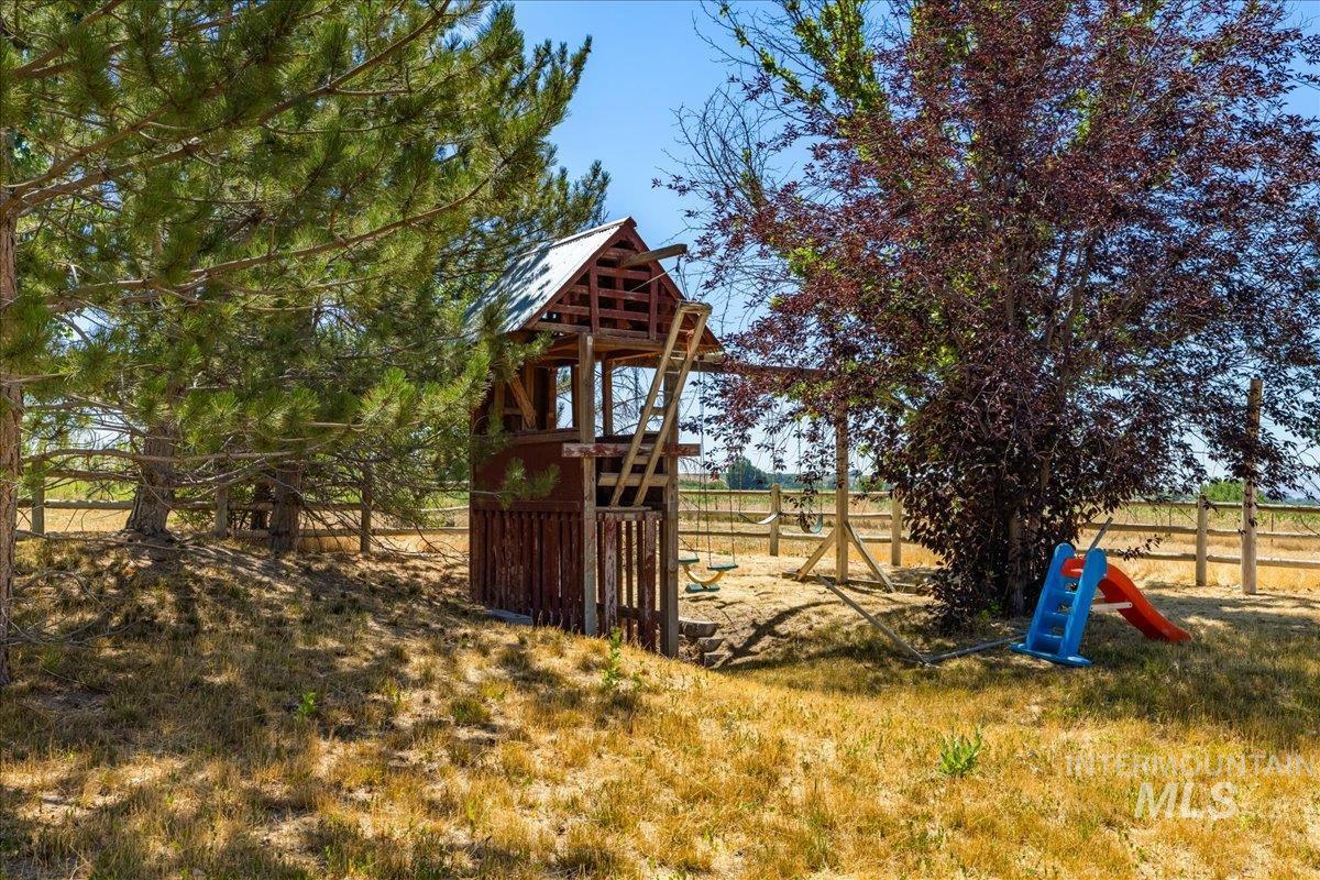 20169 Hoskins Rd, Caldwell, Idaho 83607, 4 Bedrooms, 3.5 Bathrooms, Residential For Sale, Price $1,140,000,MLS 98954238