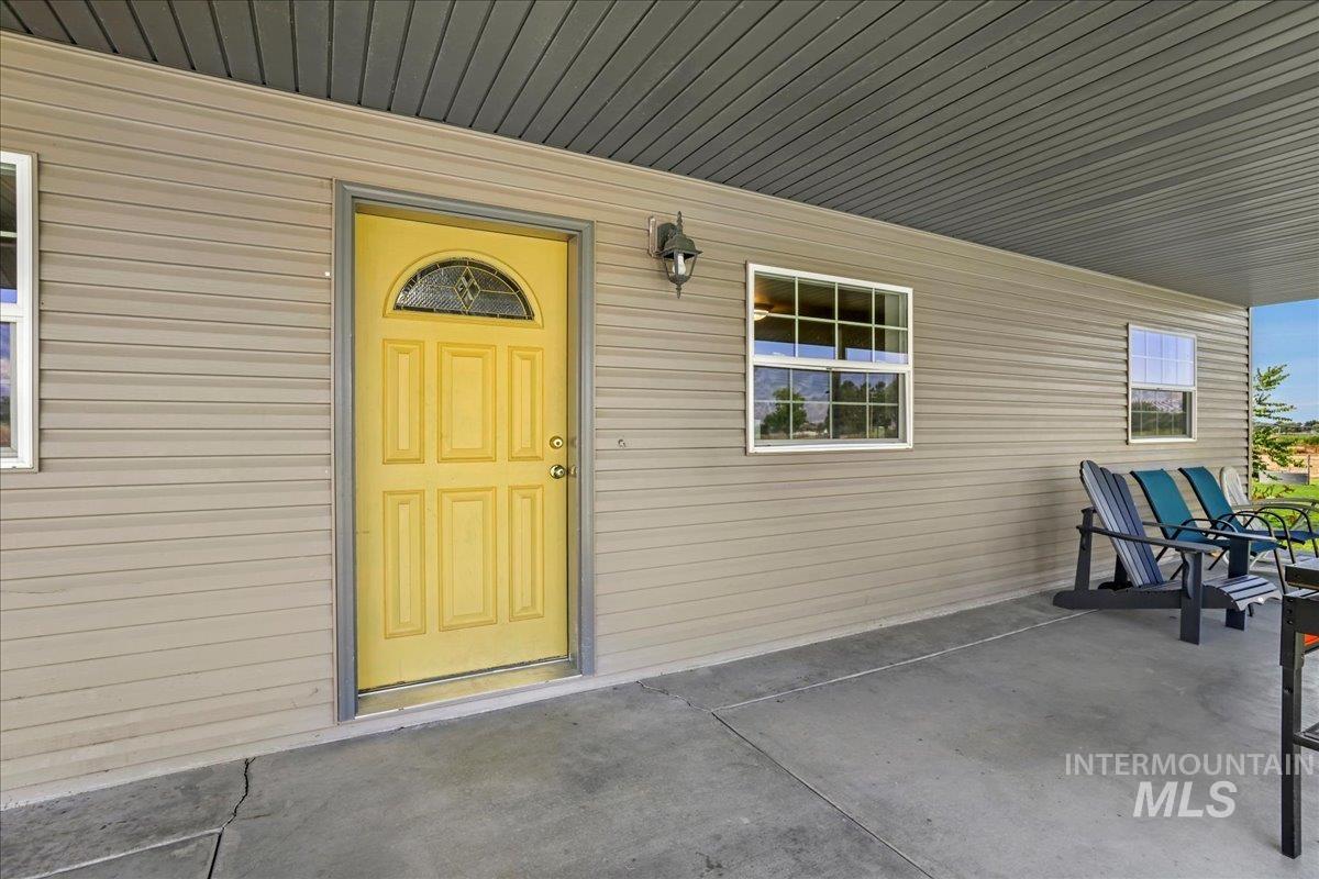 294 N 950 E, Declo, Idaho 83323, 4 Bedrooms, 3 Bathrooms, Residential For Sale, Price $625,000,MLS 98954240