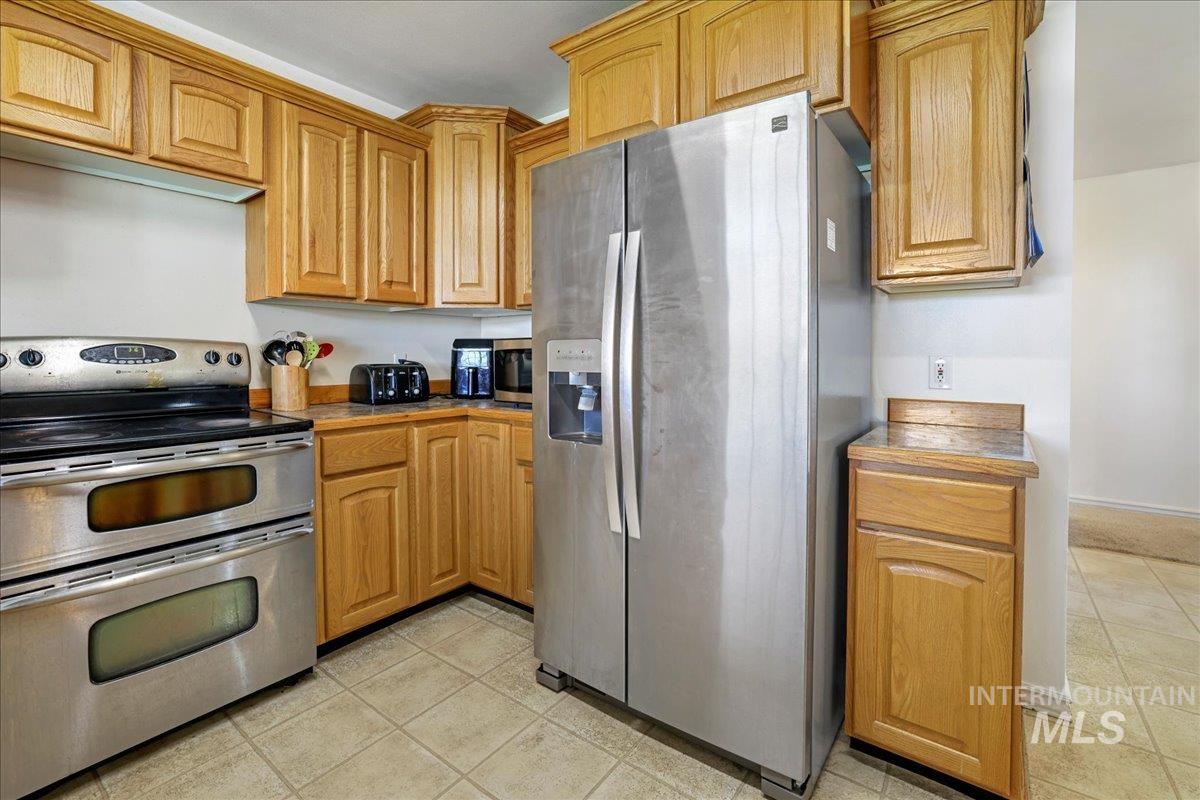 294 N 950 E, Declo, Idaho 83323, 4 Bedrooms, 3 Bathrooms, Residential For Sale, Price $625,000,MLS 98954240