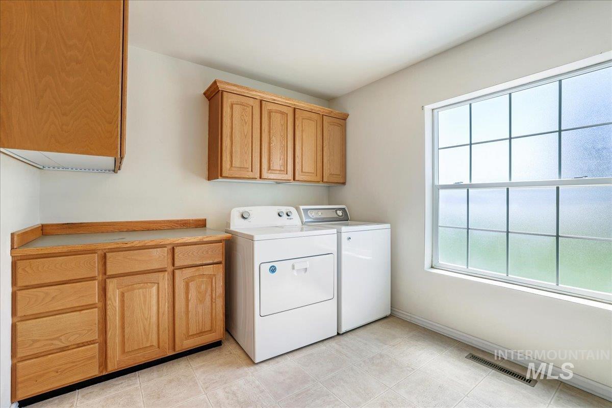 294 N 950 E, Declo, Idaho 83323, 4 Bedrooms, 3 Bathrooms, Residential For Sale, Price $625,000,MLS 98954240