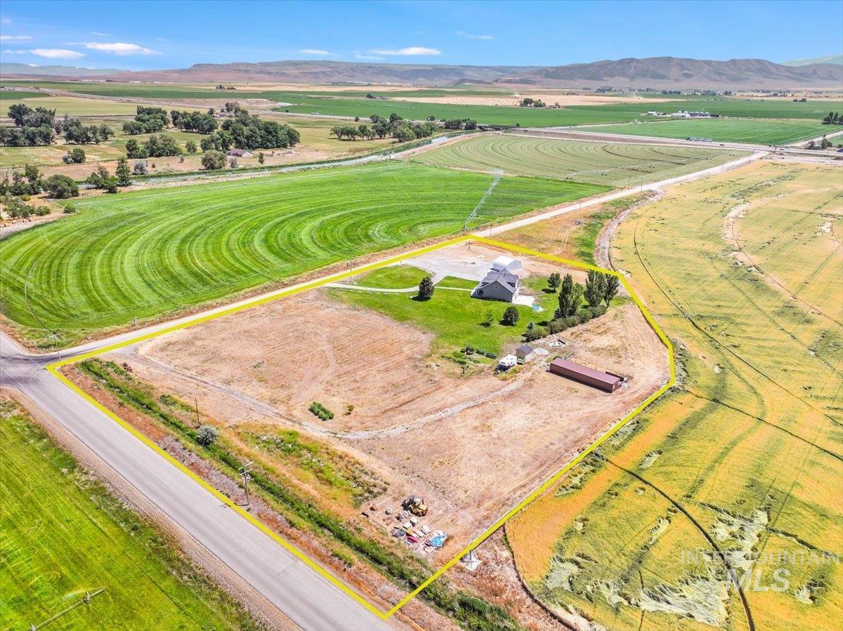 294 N 950 E, Declo, Idaho 83323, 4 Bedrooms, 3 Bathrooms, Residential For Sale, Price $625,000,MLS 98954240