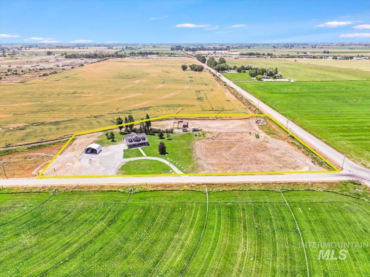 294 N 950 E, Declo, Idaho 83323, 4 Bedrooms, 3 Bathrooms, Residential For Sale, Price $625,000,MLS 98954240