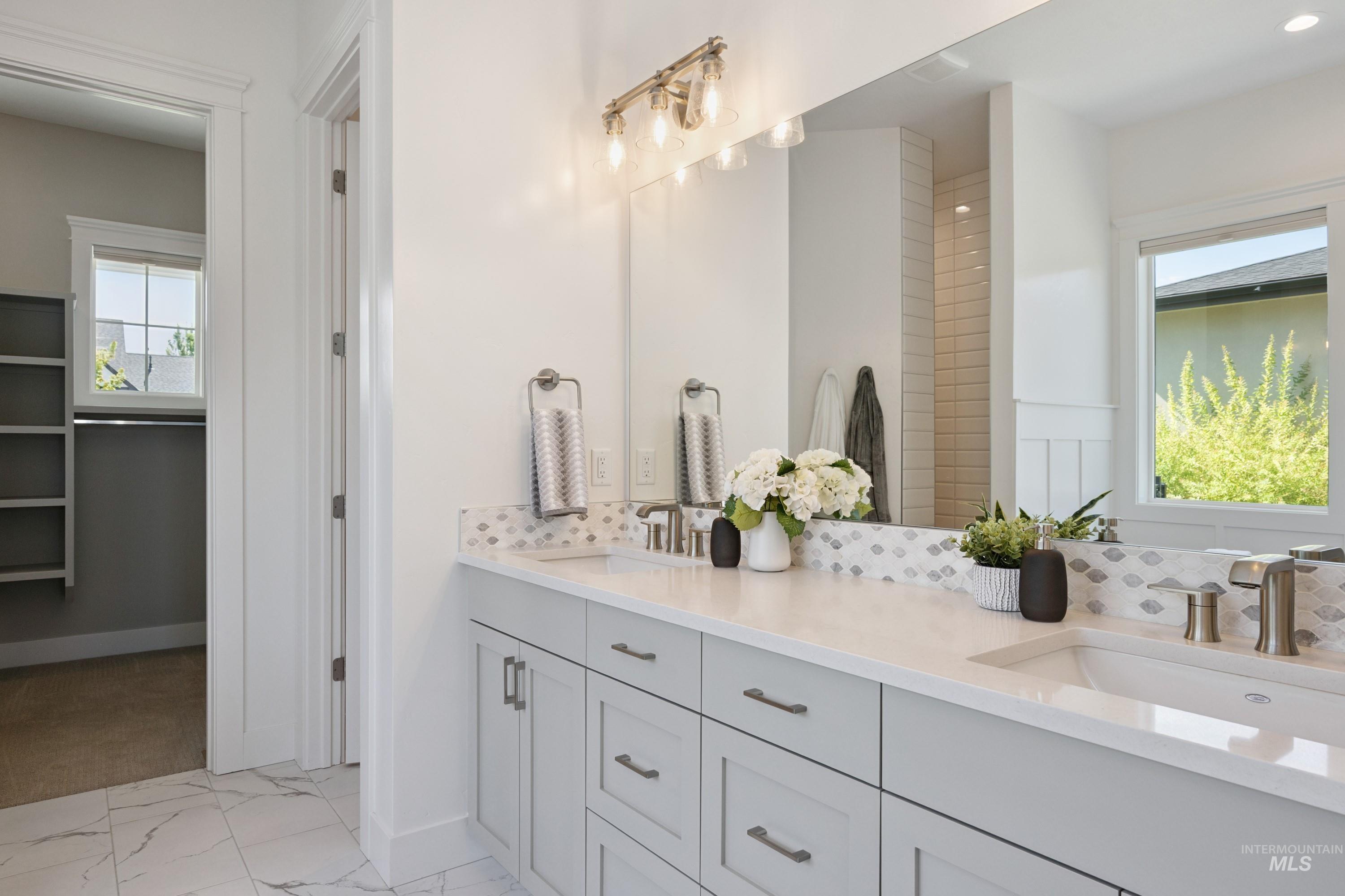 2635 N Yount Way, Eagle, Idaho 83616, 4 Bedrooms, 3.5 Bathrooms, Residential For Sale, Price $1,199,000,MLS 98954302