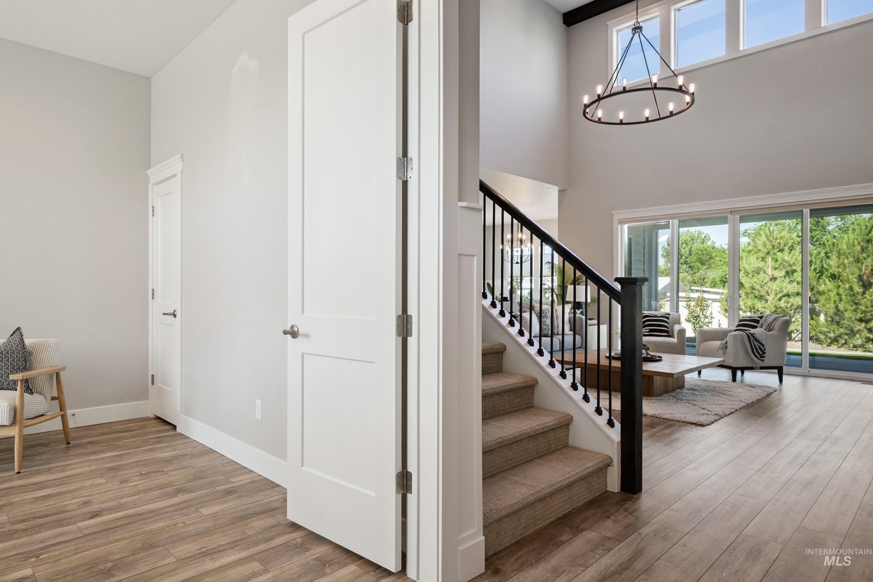 2635 N Yount Way, Eagle, Idaho 83616, 4 Bedrooms, 3.5 Bathrooms, Residential For Sale, Price $1,199,000,MLS 98954302