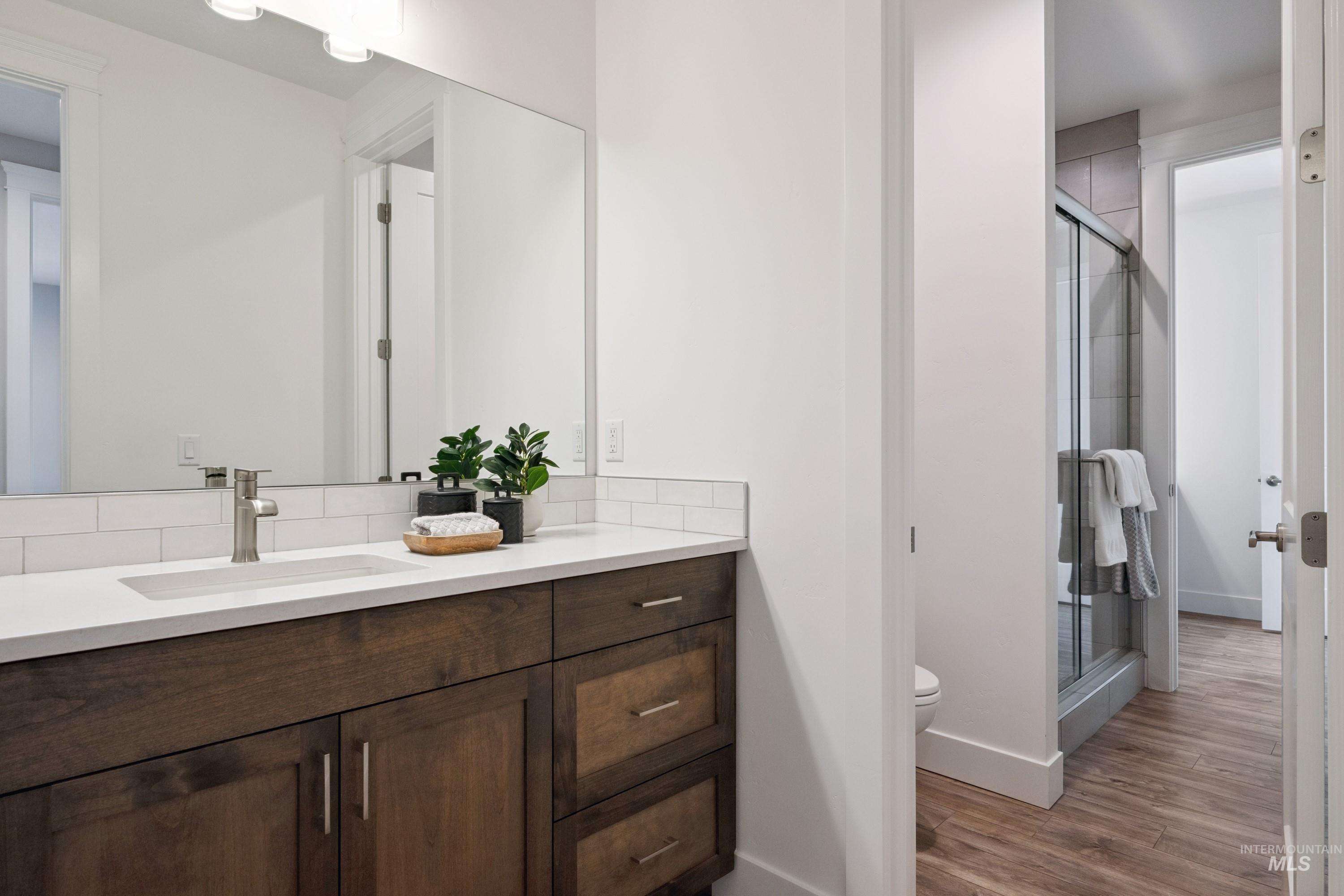 2635 N Yount Way, Eagle, Idaho 83616, 4 Bedrooms, 3.5 Bathrooms, Residential For Sale, Price $1,199,000,MLS 98954302