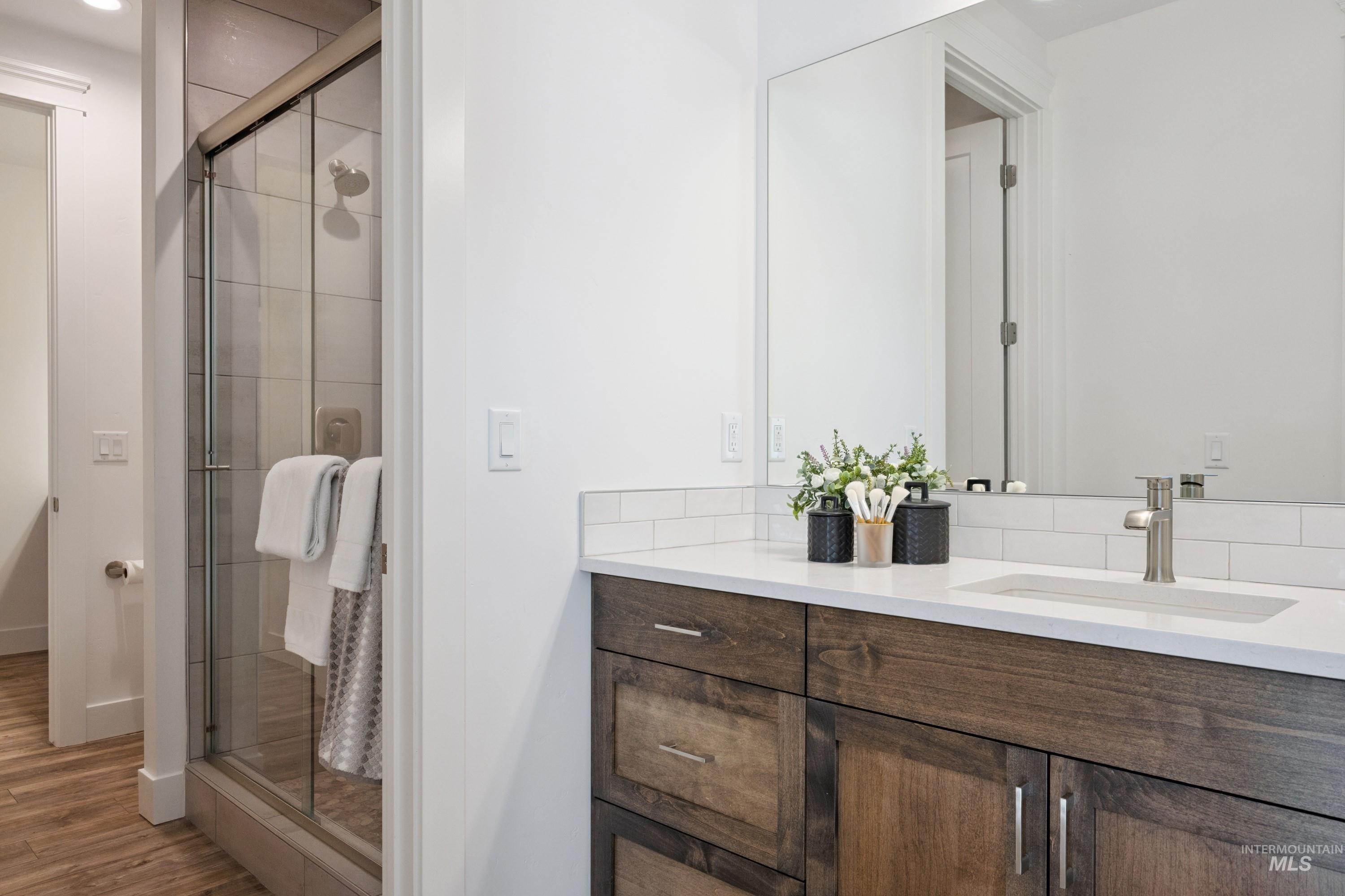 2635 N Yount Way, Eagle, Idaho 83616, 4 Bedrooms, 3.5 Bathrooms, Residential For Sale, Price $1,199,000,MLS 98954302