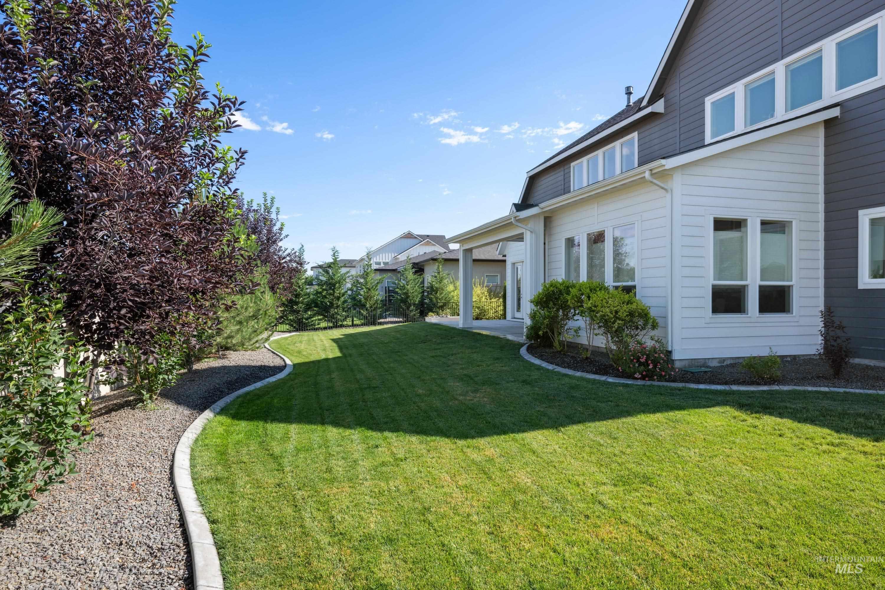 2635 N Yount Way, Eagle, Idaho 83616, 4 Bedrooms, 3.5 Bathrooms, Residential For Sale, Price $1,199,000,MLS 98954302