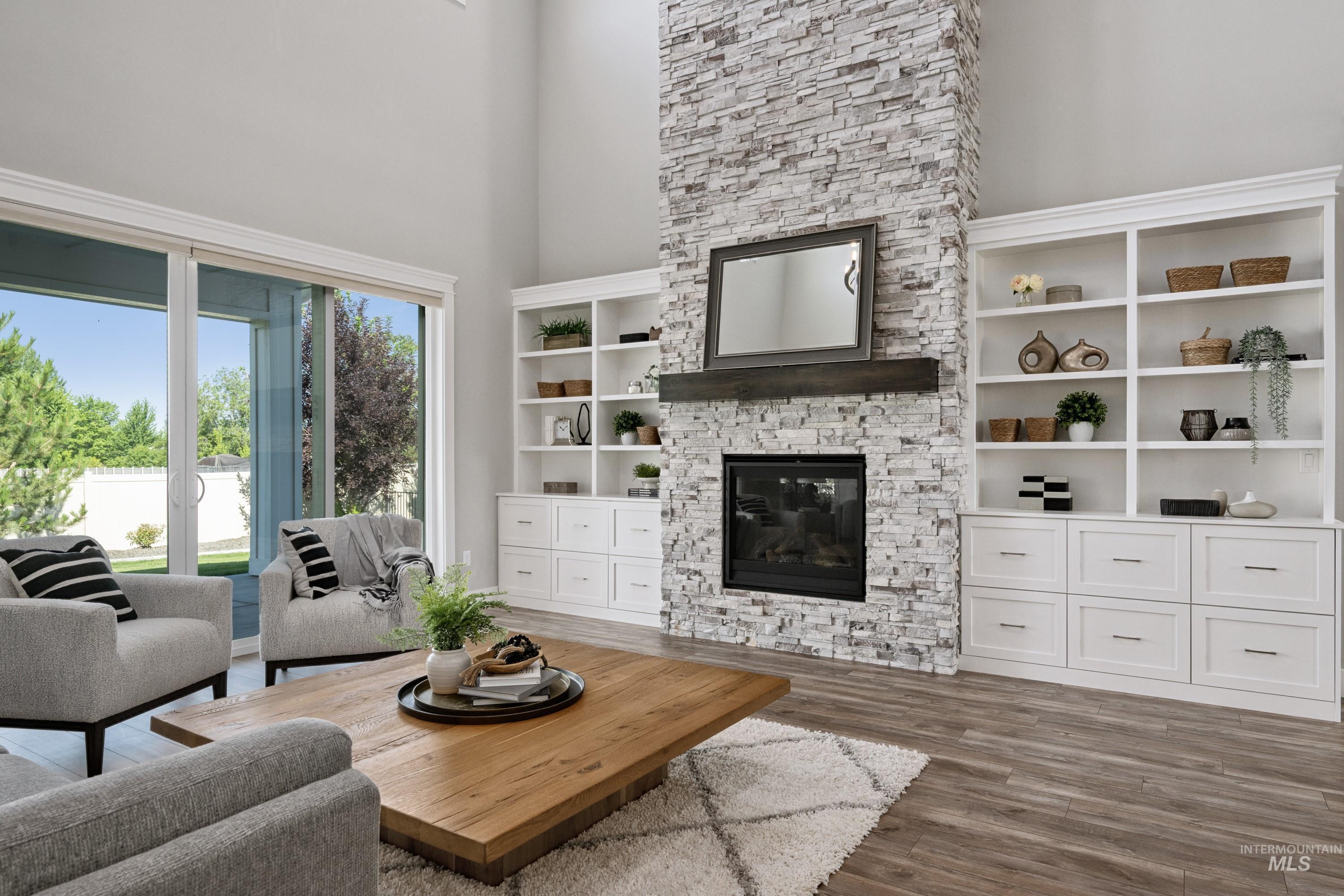 2635 N Yount Way, Eagle, Idaho 83616, 4 Bedrooms, 3.5 Bathrooms, Residential For Sale, Price $1,199,000,MLS 98954302