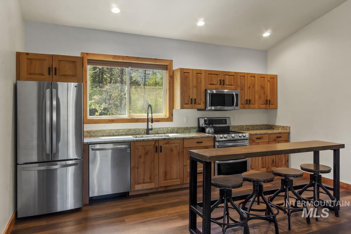 238 Angus Lane, Donnelly, Idaho 83615, 2 Bedrooms, 1 Bathroom, Residential For Sale, Price $774,000,MLS 98954308