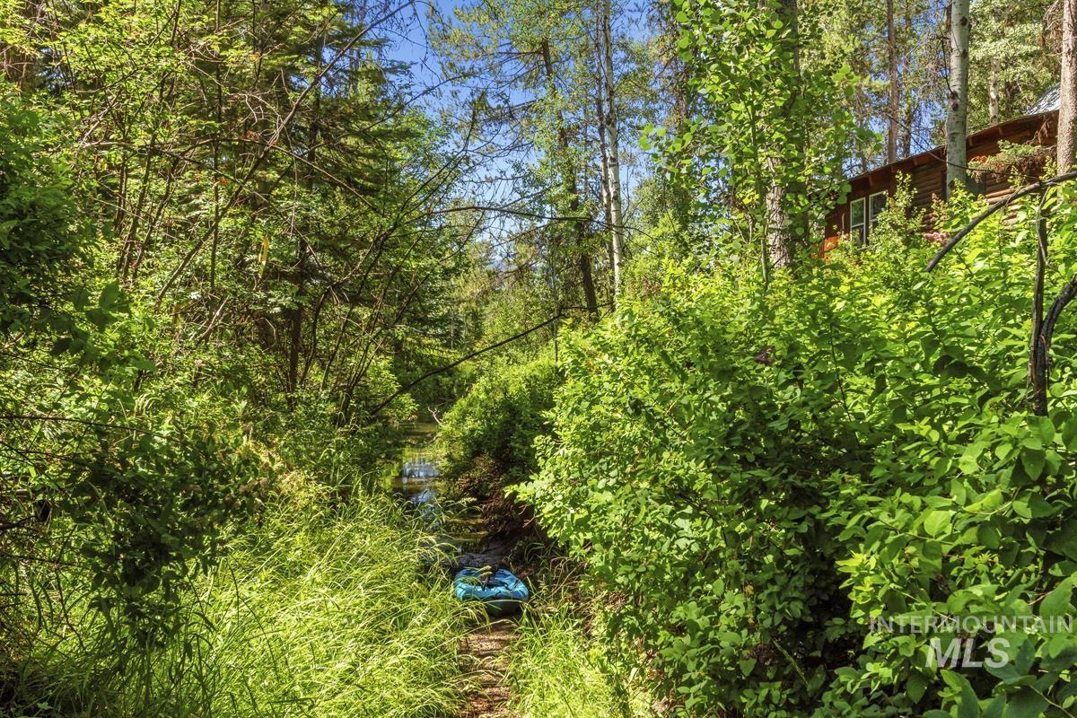 238 Angus Lane, Donnelly, Idaho 83615, 2 Bedrooms, 1 Bathroom, Residential For Sale, Price $774,000,MLS 98954308