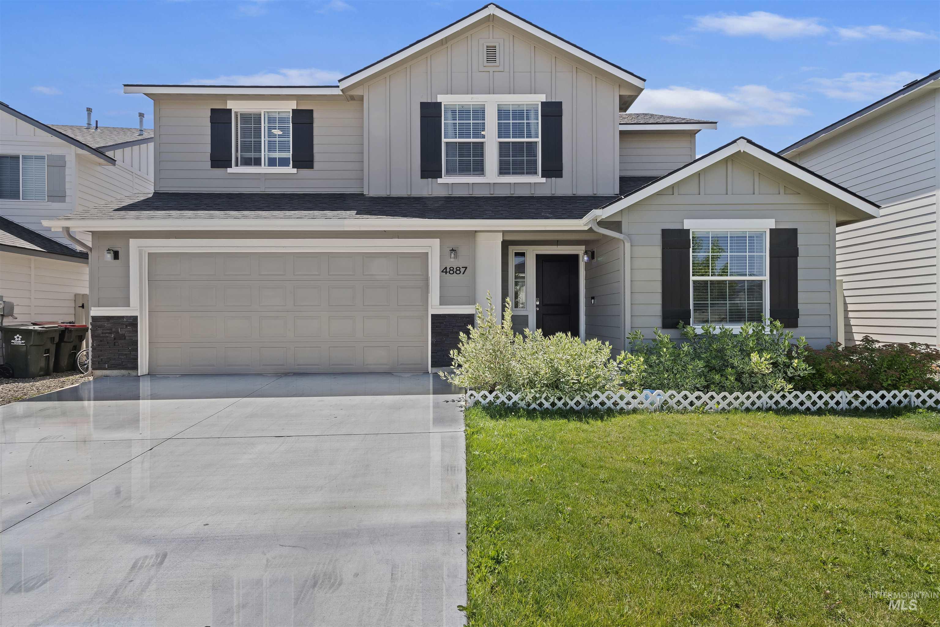 4887 W Quaker Ridge St, Meridian, Idaho 83642, 4 Bedrooms, 2.5 Bathrooms, Residential For Sale, Price $441,999,MLS 98954316
