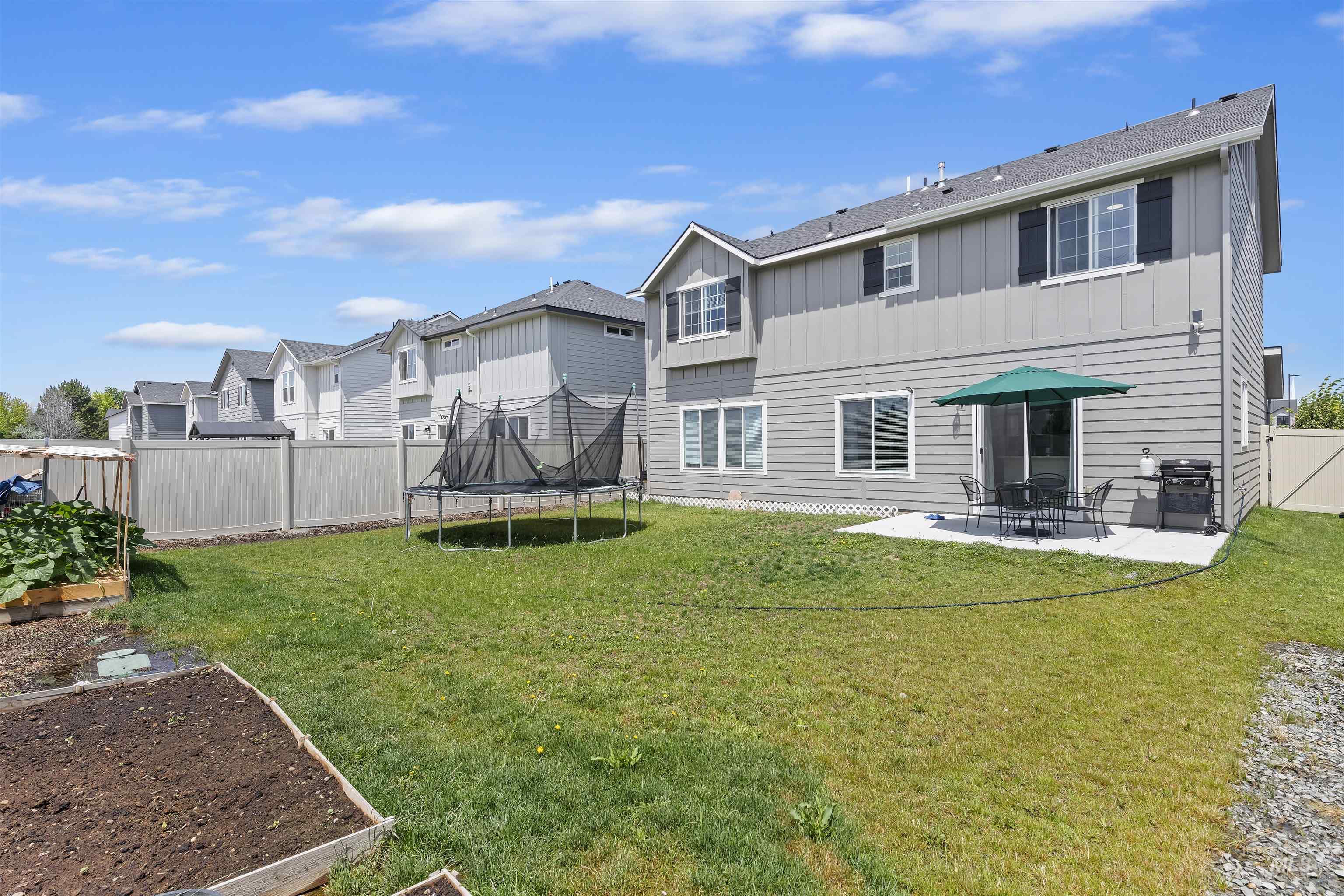 4887 W Quaker Ridge St, Meridian, Idaho 83642, 4 Bedrooms, 2.5 Bathrooms, Residential For Sale, Price $441,999,MLS 98954316