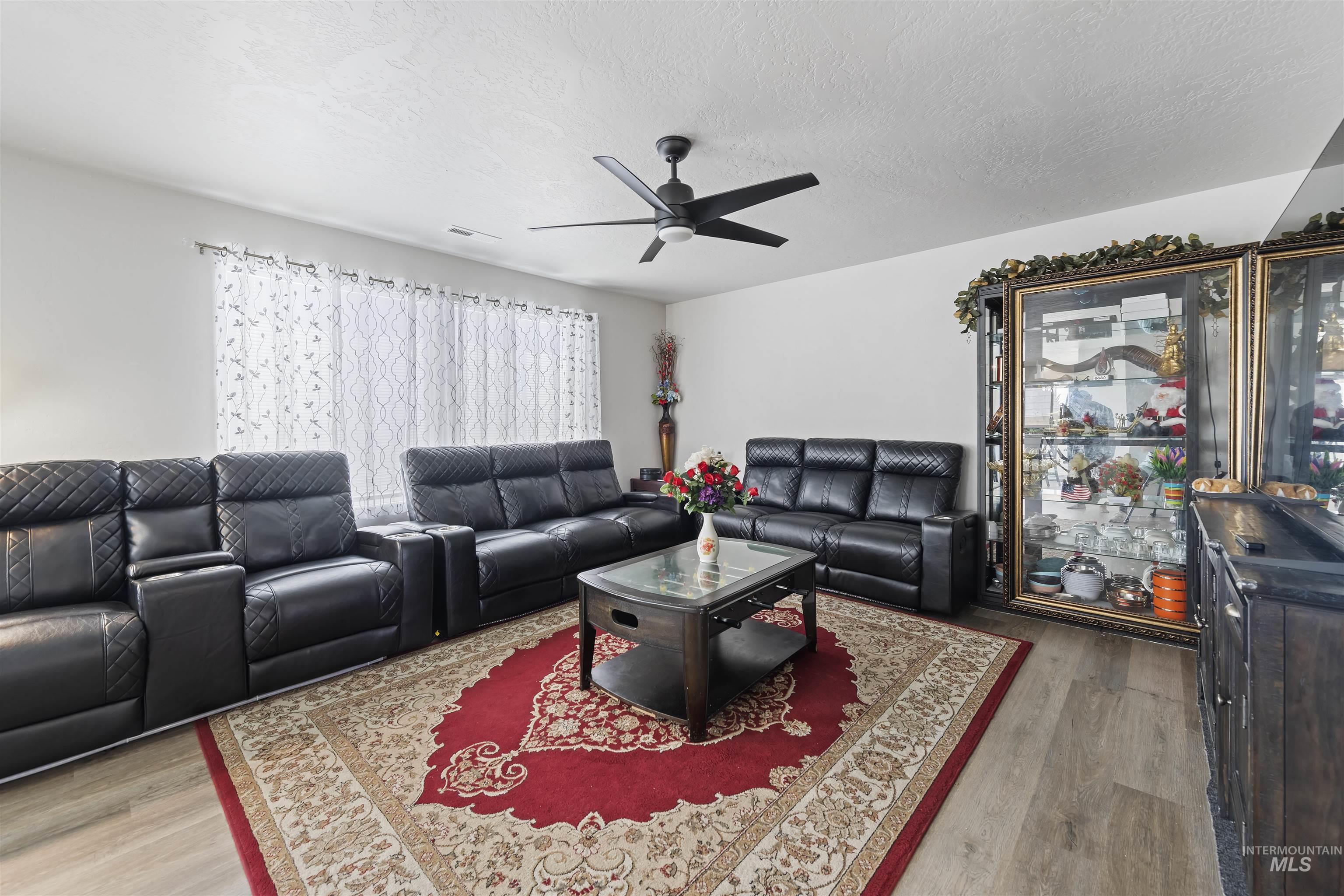 4887 W Quaker Ridge St, Meridian, Idaho 83642, 4 Bedrooms, 2.5 Bathrooms, Residential For Sale, Price $441,999,MLS 98954316