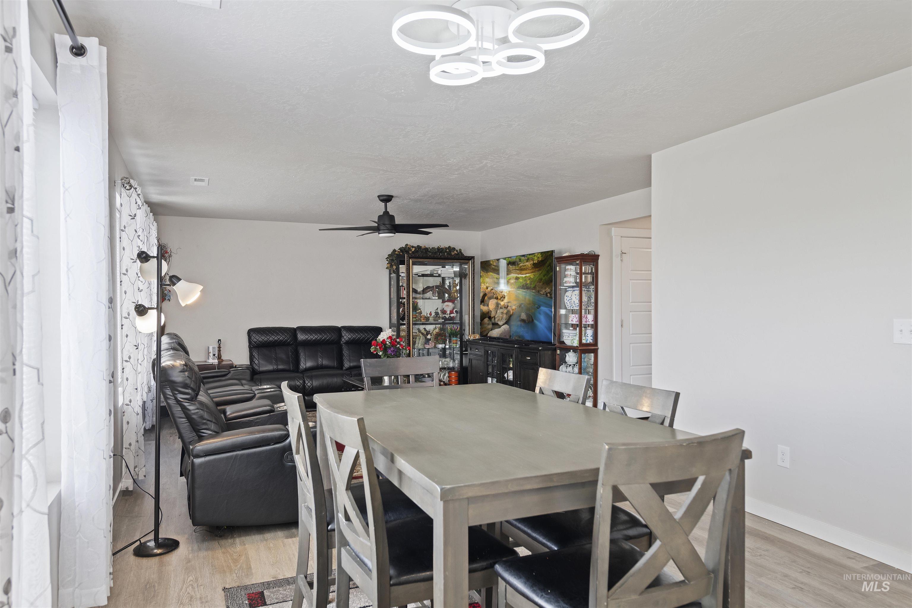 4887 W Quaker Ridge St, Meridian, Idaho 83642, 4 Bedrooms, 2.5 Bathrooms, Residential For Sale, Price $441,999,MLS 98954316