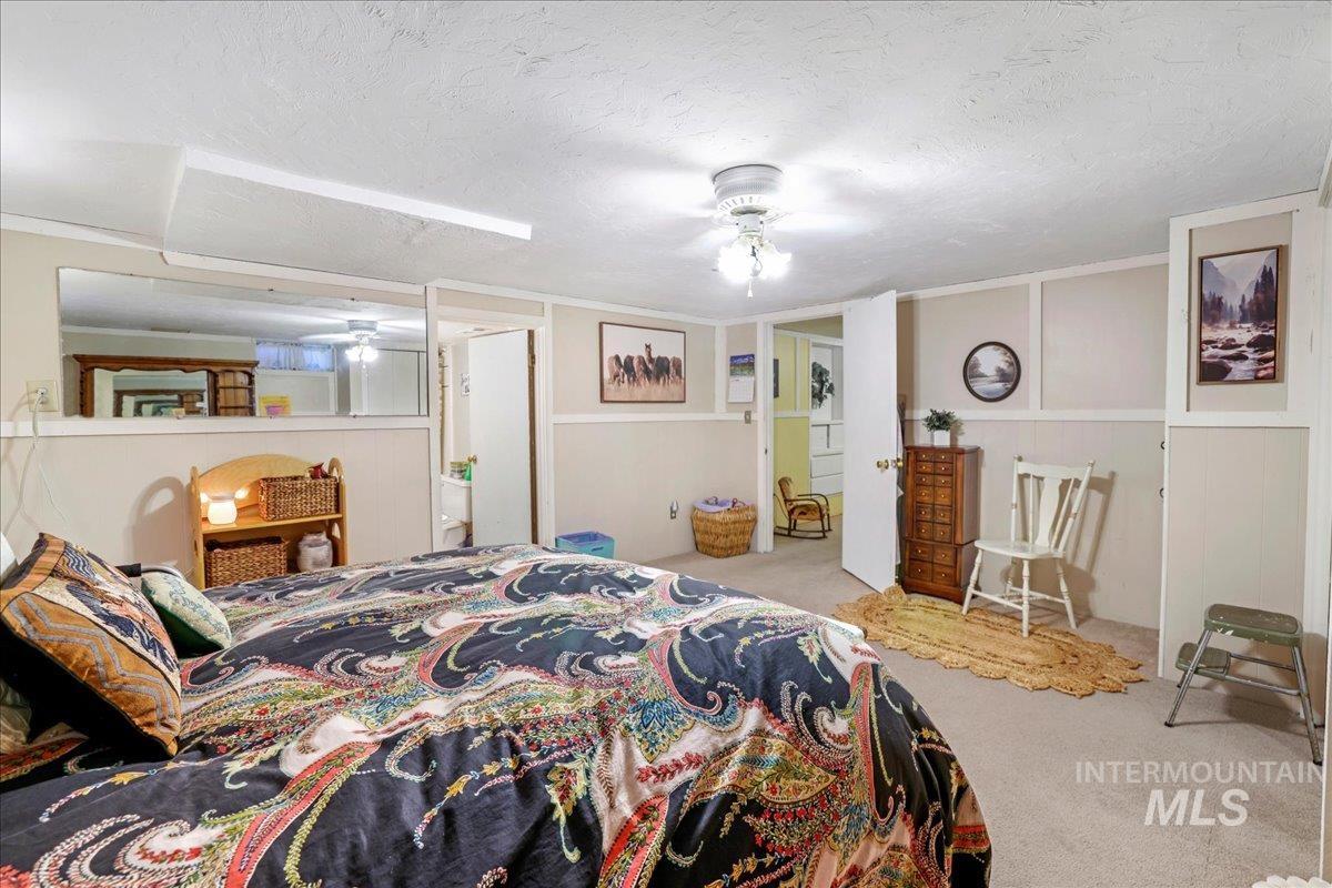 917 Del Mar Circle, Twin Falls, Idaho 83301, 4 Bedrooms, 2.5 Bathrooms, Residential For Sale, Price $350,000,MLS 98954378