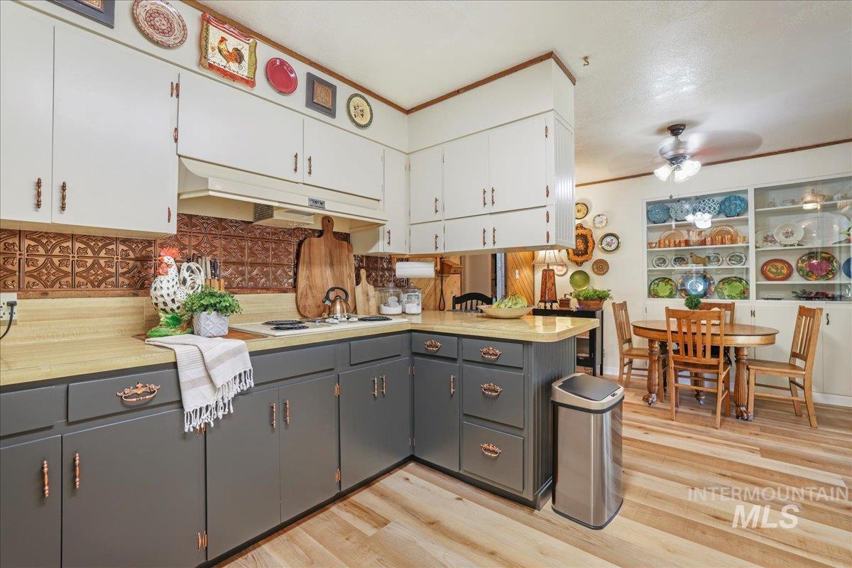 917 Del Mar Circle, Twin Falls, Idaho 83301, 4 Bedrooms, 2.5 Bathrooms, Residential For Sale, Price $350,000,MLS 98954378