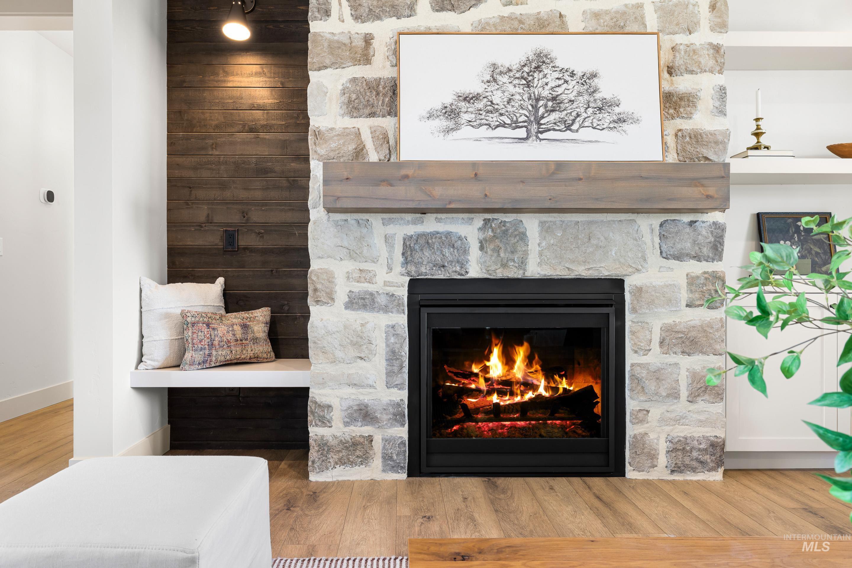 16914 Spring Meadow Dr., Caldwell, Idaho 83607, 3 Bedrooms, 2.5 Bathrooms, Residential For Sale, Price $999,900,MLS 98954418