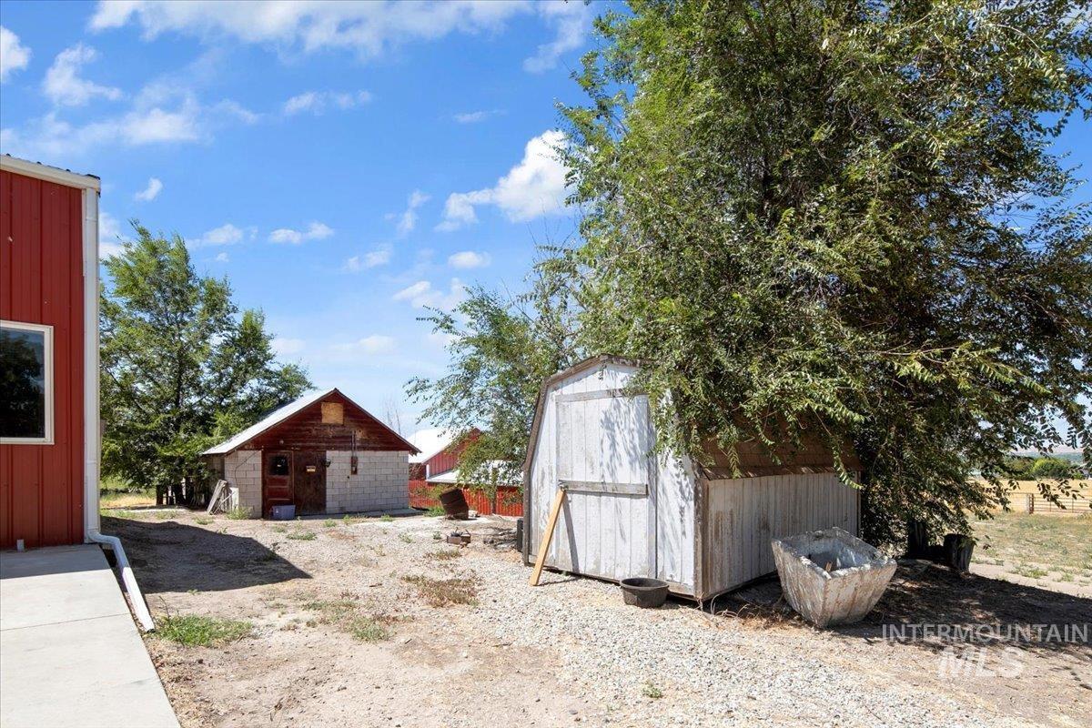 3617 Bowman Rd, Emmett, Idaho 83617, 3 Bedrooms, 2 Bathrooms, Residential For Sale, Price $748,444,MLS 98954429