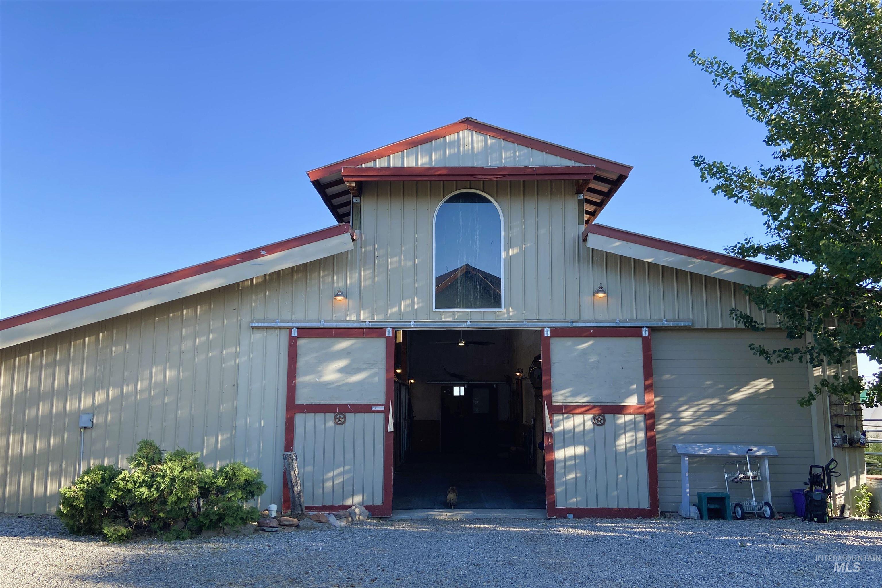 257 N Elk Creek Road, Fairfield, Idaho 83327, 3 Bedrooms, 3 Bathrooms, Residential For Sale, Price $1,995,000,MLS 98954501