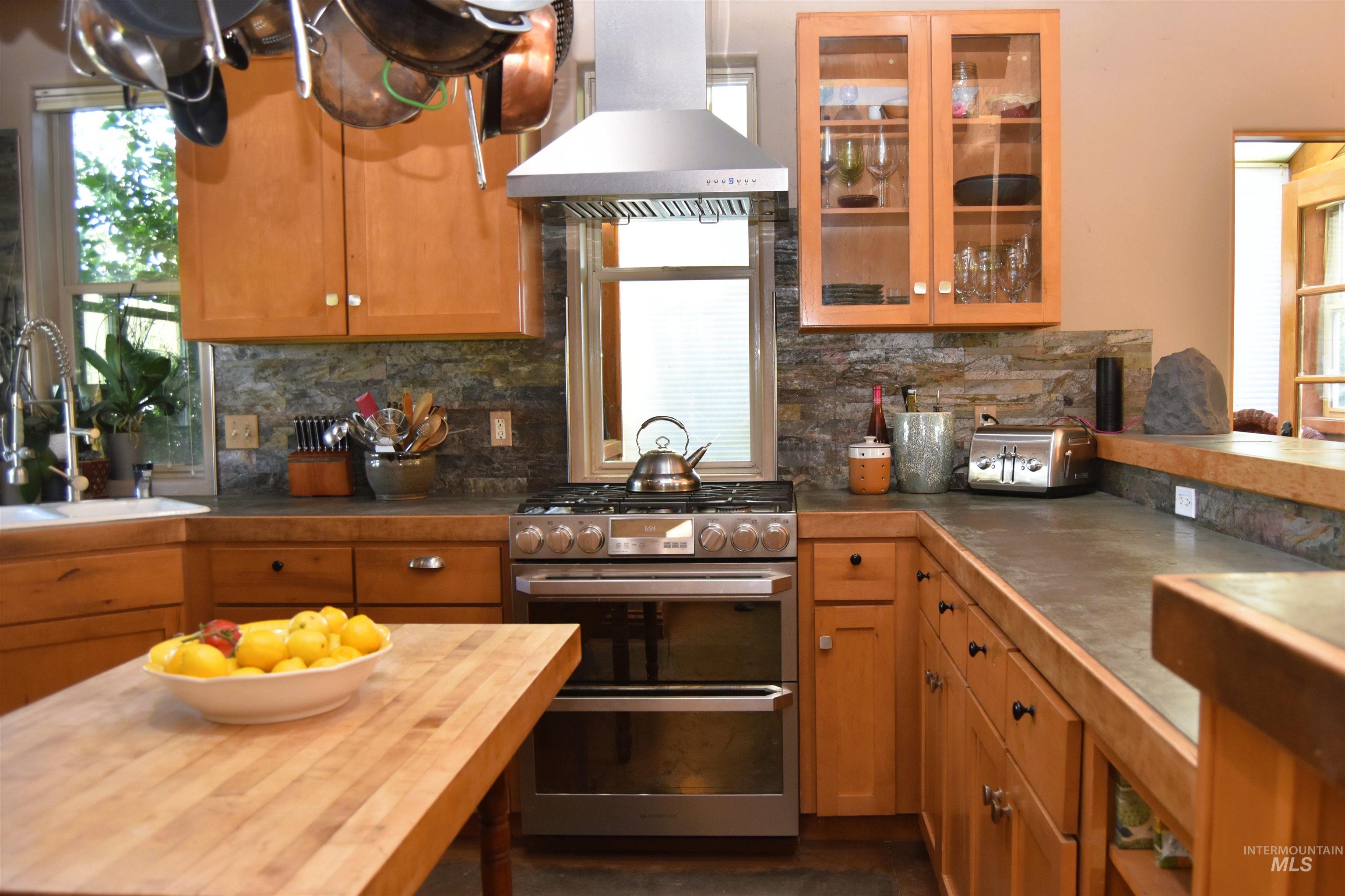 257 N Elk Creek Road, Fairfield, Idaho 83327, 3 Bedrooms, 3 Bathrooms, Residential For Sale, Price $1,995,000,MLS 98954501