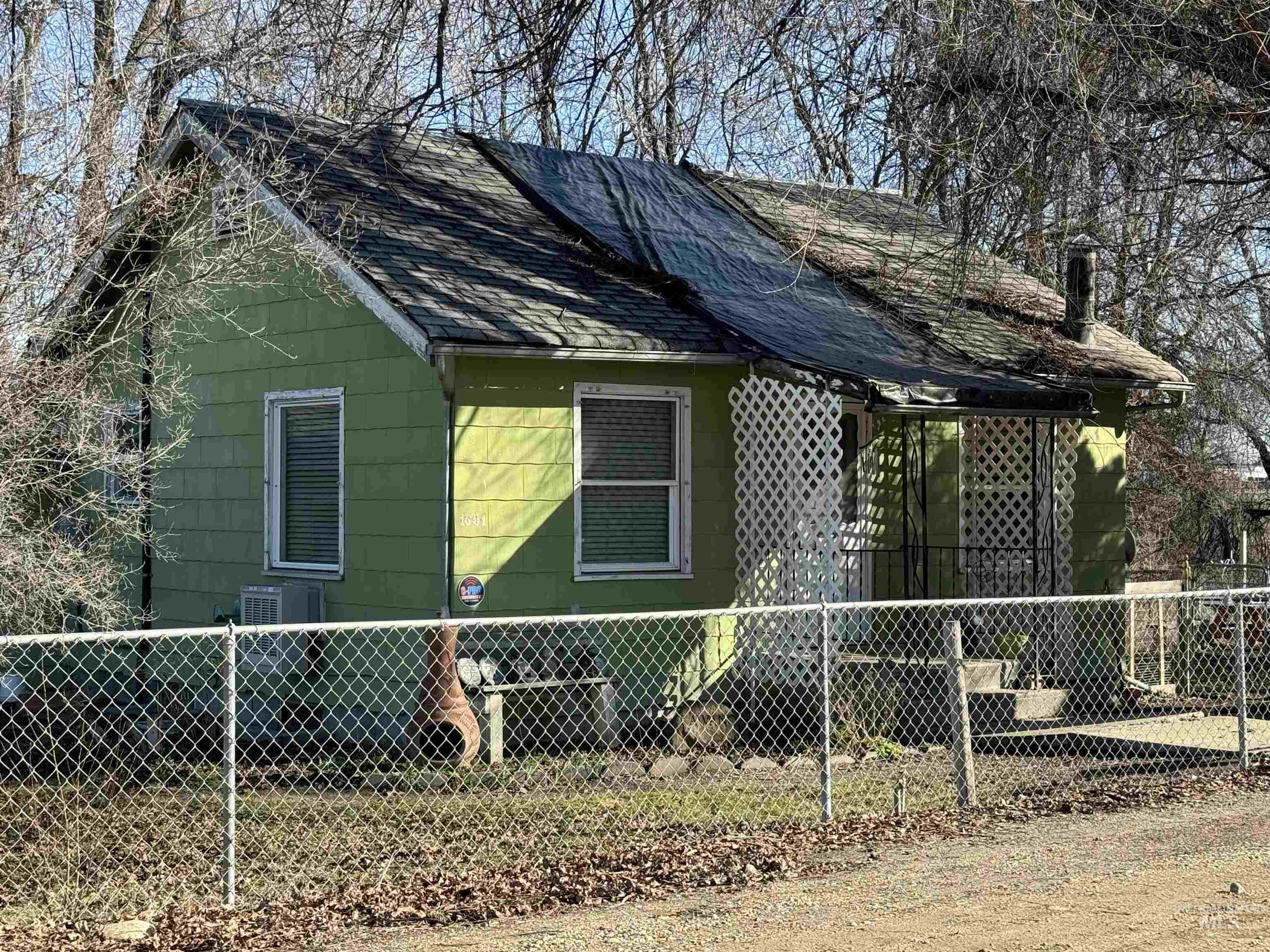 1601 Main St, Caldwell, Idaho 83605, 3 Bedrooms, 2 Bathrooms, Residential Income For Sale, Price $219,000, 98954640