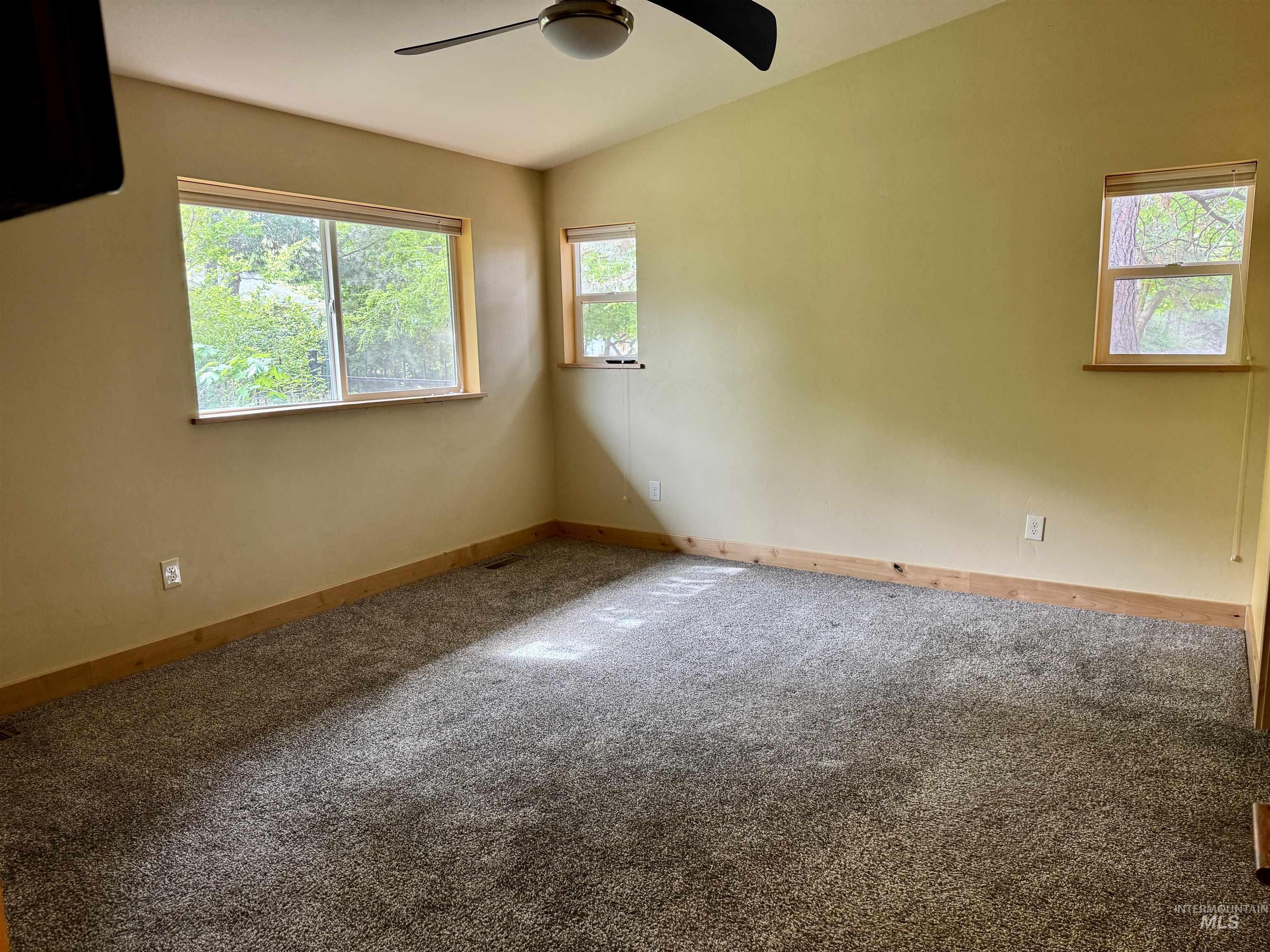 7820 W Apache Way, Boise, Idaho 83714-1906, 3 Bedrooms, 2.5 Bathrooms, Residential Income For Sale, Price $1,225,000, 98954834