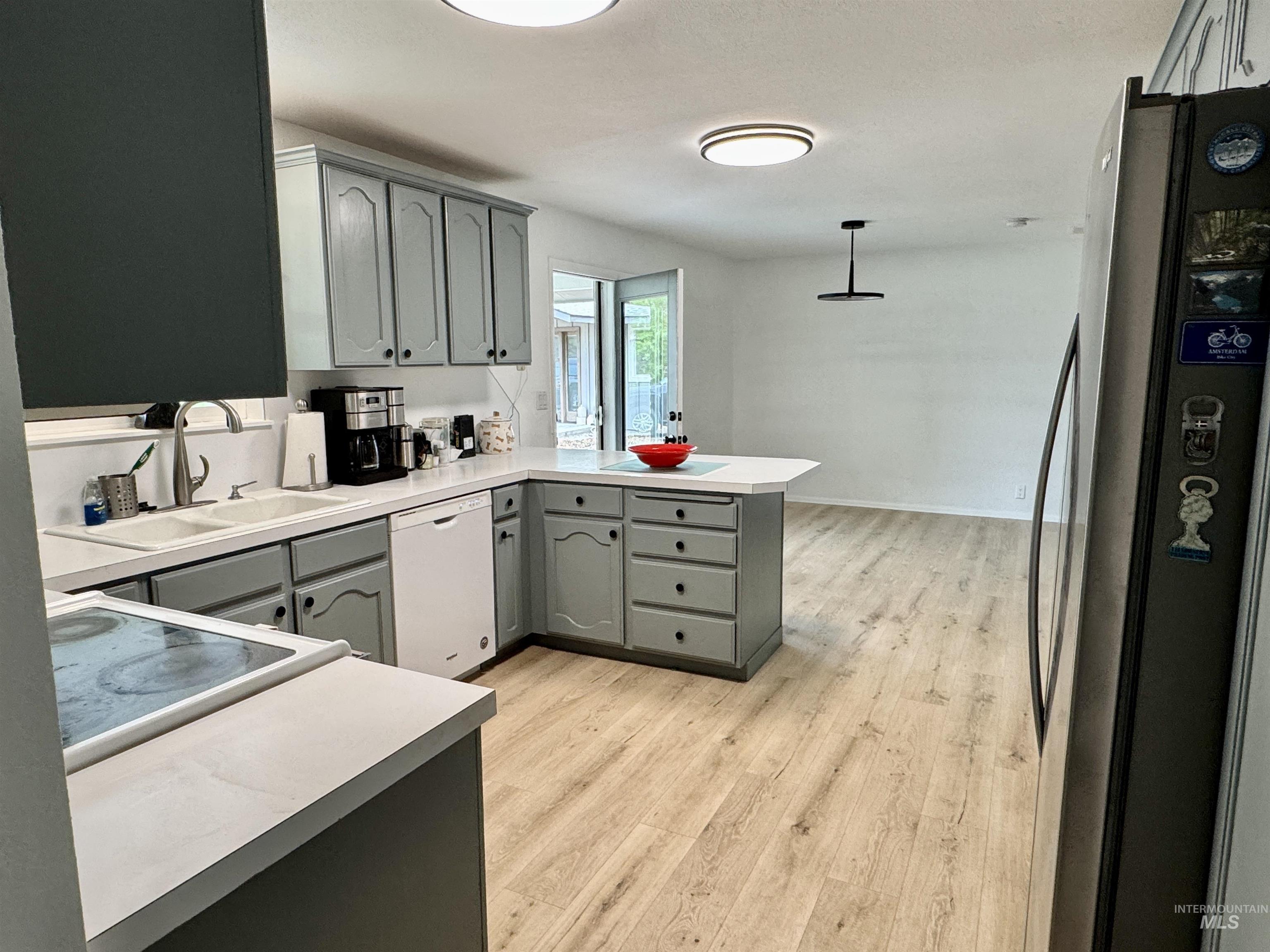 7820 W Apache Way, Boise, Idaho 83714-1906, 3 Bedrooms, 2.5 Bathrooms, Residential Income For Sale, Price $1,225,000, 98954834