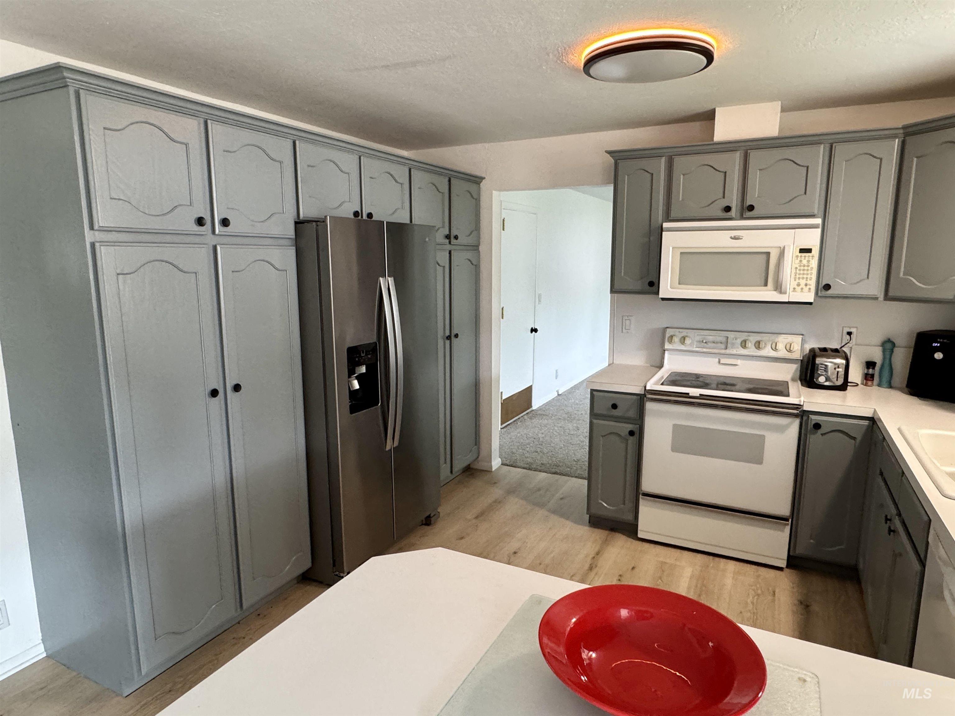 7820 W Apache Way, Boise, Idaho 83714-1906, 3 Bedrooms, 2.5 Bathrooms, Residential Income For Sale, Price $1,225,000, 98954834
