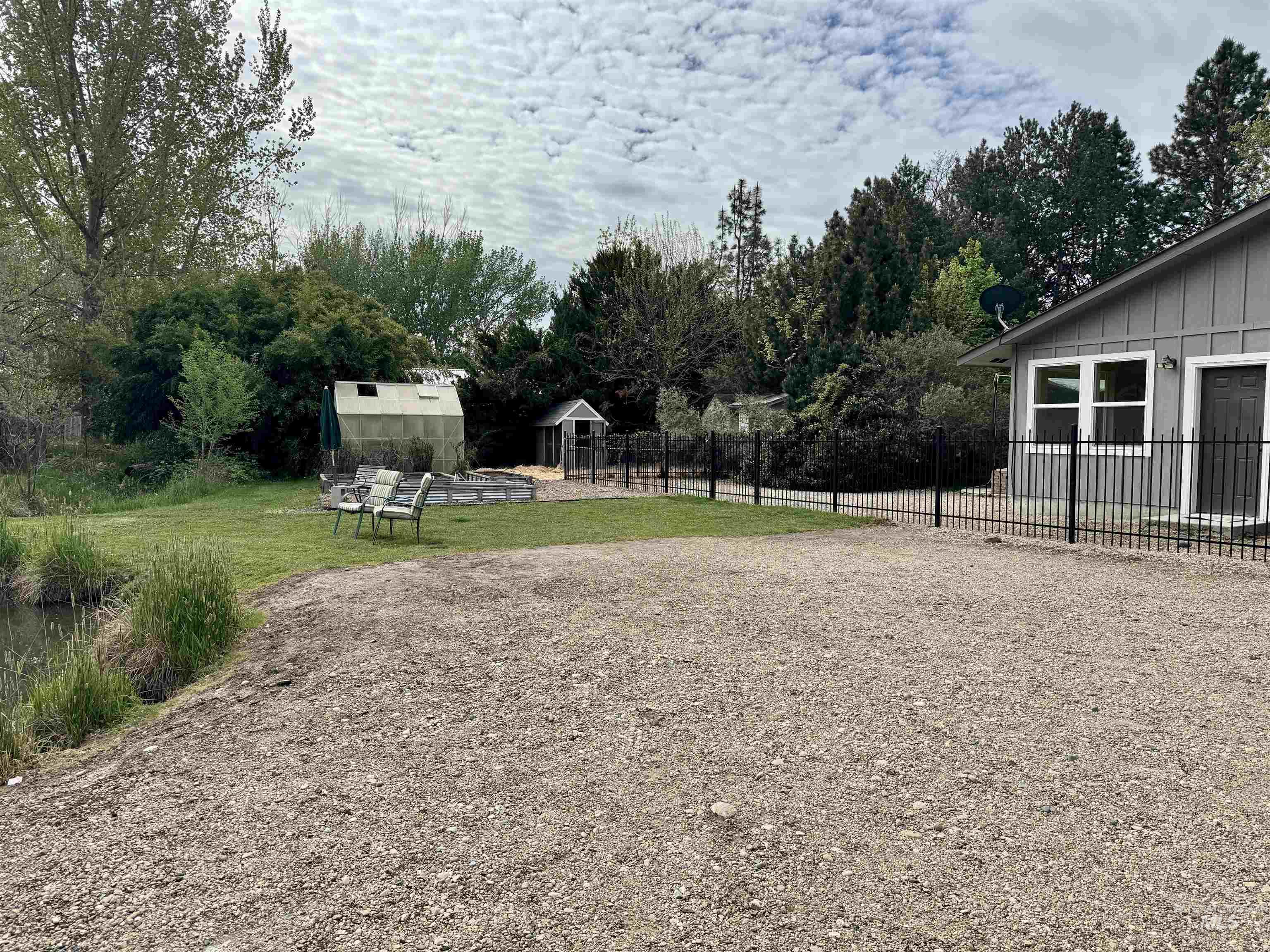 7820 W Apache Way, Boise, Idaho 83714-1906, 3 Bedrooms, 2.5 Bathrooms, Residential Income For Sale, Price $1,225,000, 98954834