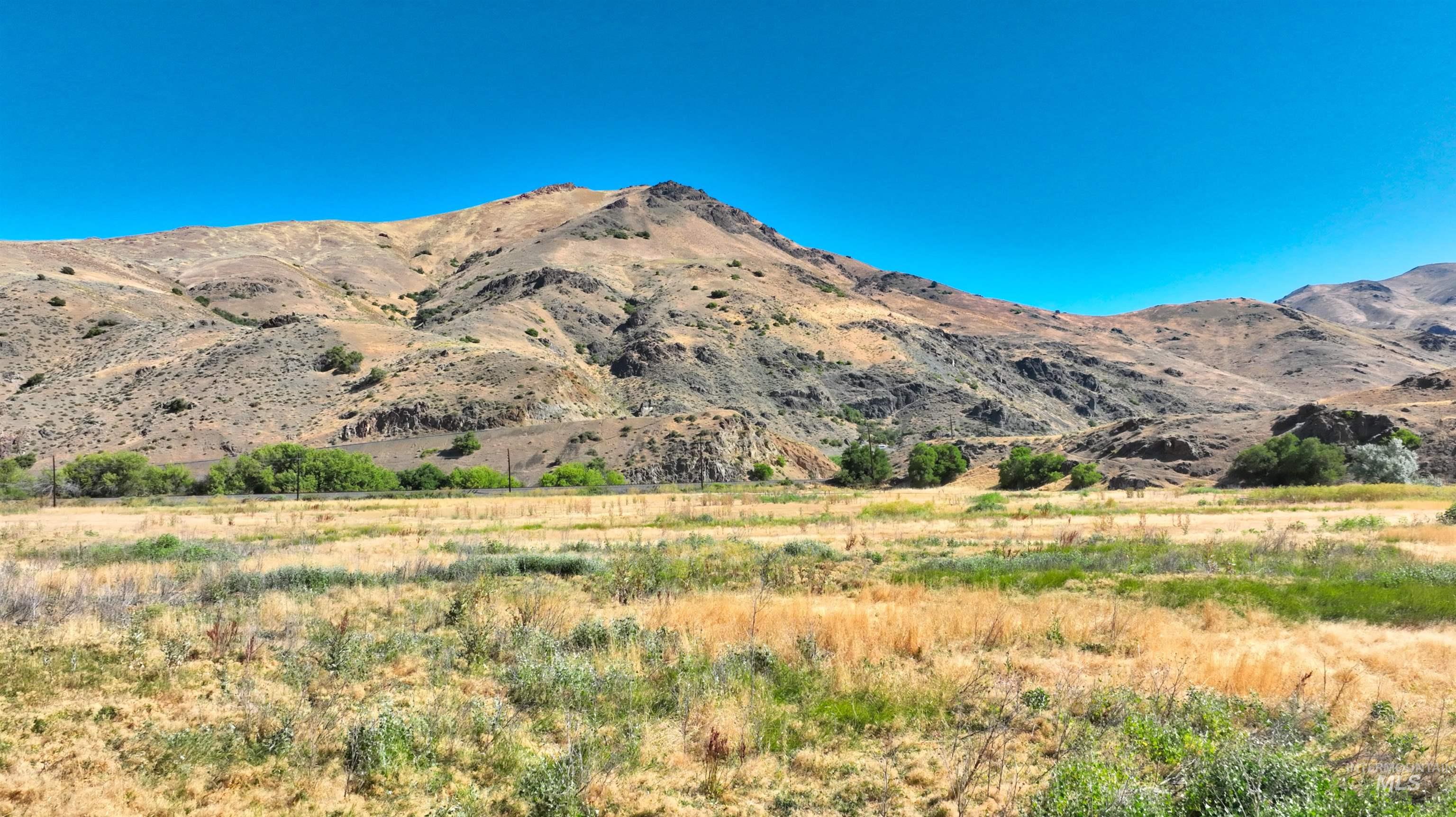 27035 Snake River Rd, Huntington, Oregon 97907, 4 Bedrooms, 3 Bathrooms, Farm & Ranch For Sale, Price $699,900, 98955034