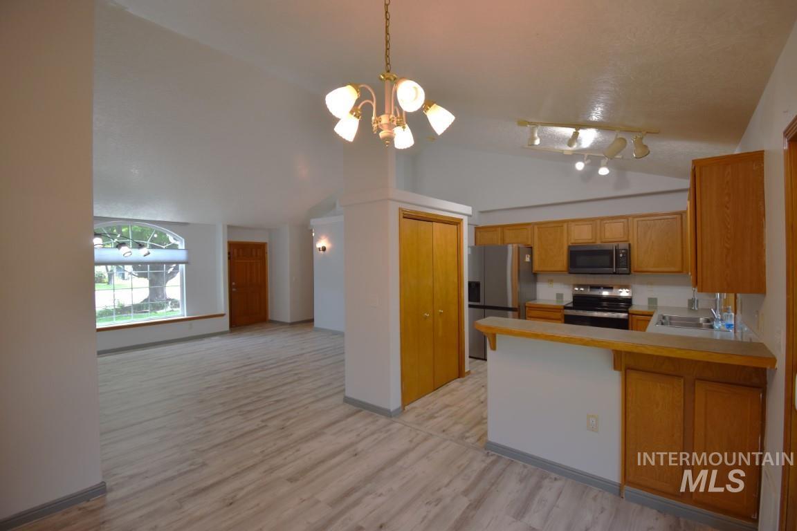 1213 N Shire Ave, Meridian, Idaho 83642, 3 Bedrooms, 2 Bathrooms, Rental For Rent, Price $2,150, 98955292