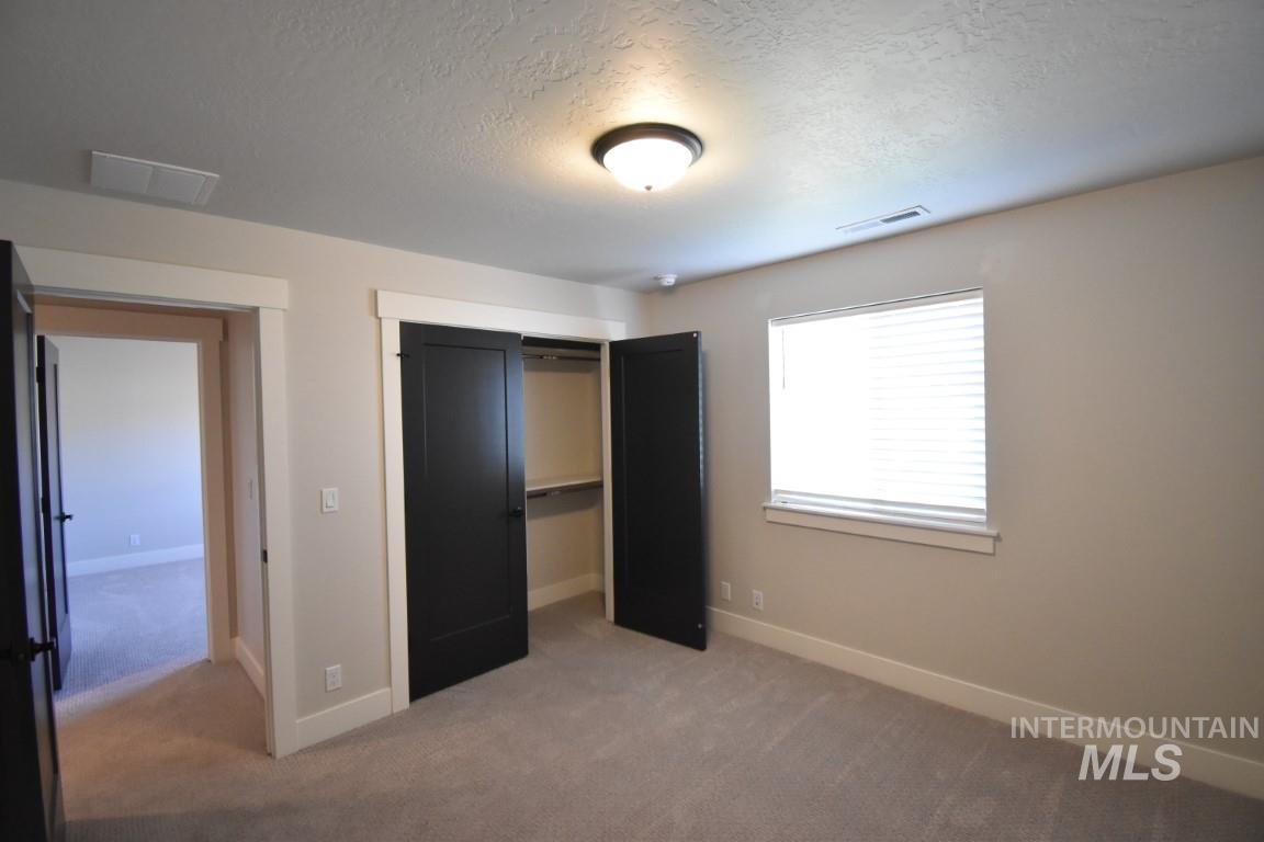 1748 E Knobcone Dr, Meridian, Idaho 83642, 4 Bedrooms, 2.5 Bathrooms, Rental For Rent, Price $2,750, 98955325