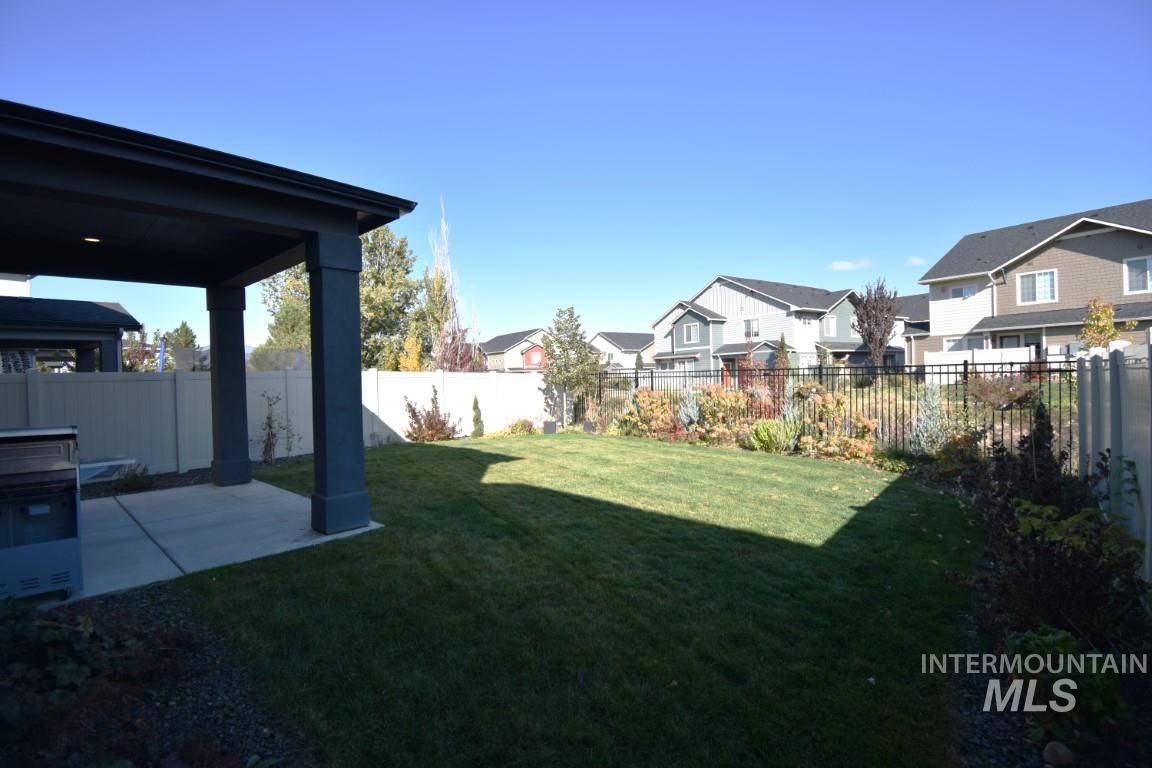 1748 E Knobcone Dr, Meridian, Idaho 83642, 4 Bedrooms, 2.5 Bathrooms, Rental For Rent, Price $2,750, 98955325