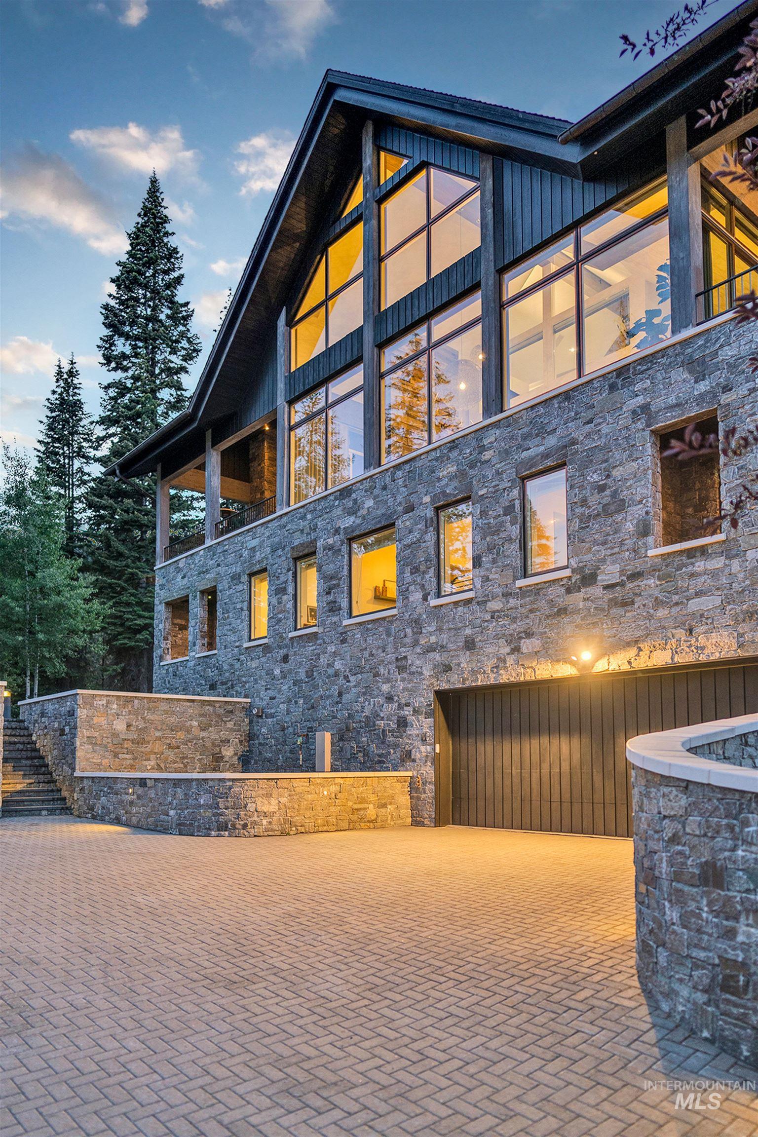 433 SugarLoaf Place, Donnelly, Idaho 83615, 4 Bedrooms, 6.5 Bathrooms, Residential For Sale, Price $5,850,000, 98955590