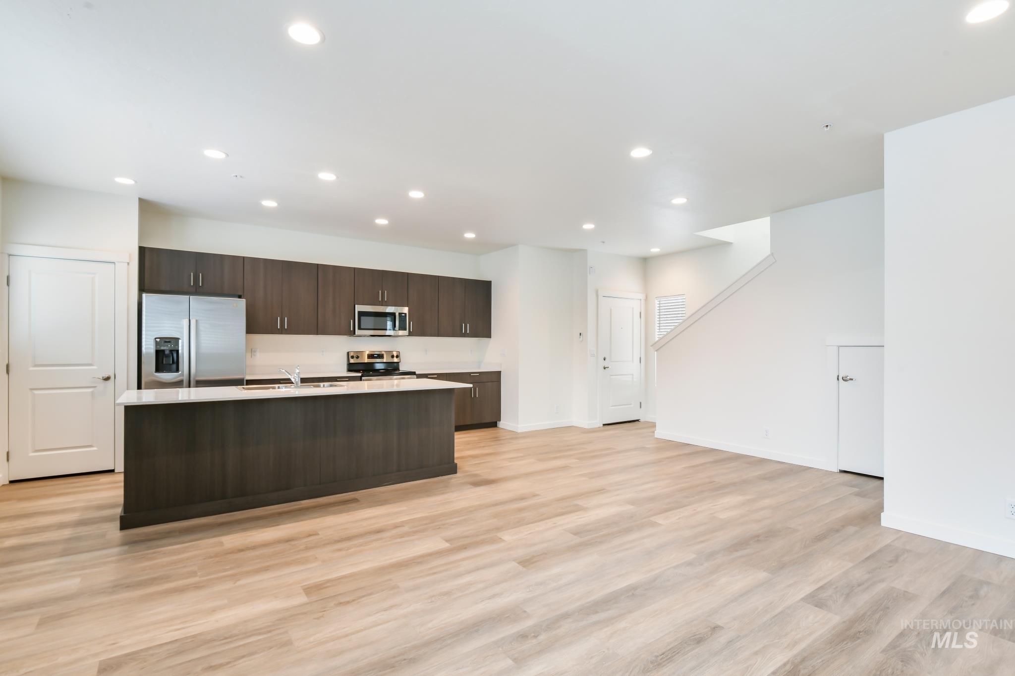 6726 W Overland, Boise, Idaho 83709, 3 Bedrooms, 3.5 Bathrooms, Residential Income For Sale, Price $1,168,899, 98955688