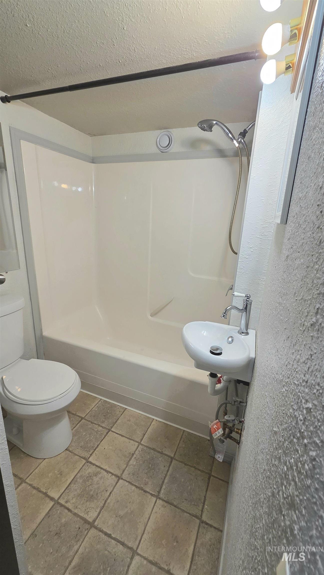 603 W Palouse River Dr., Moscow, Idaho 83843, 2 Bedrooms, 2 Bathrooms, Residential For Sale, Price $27,000, 98955787