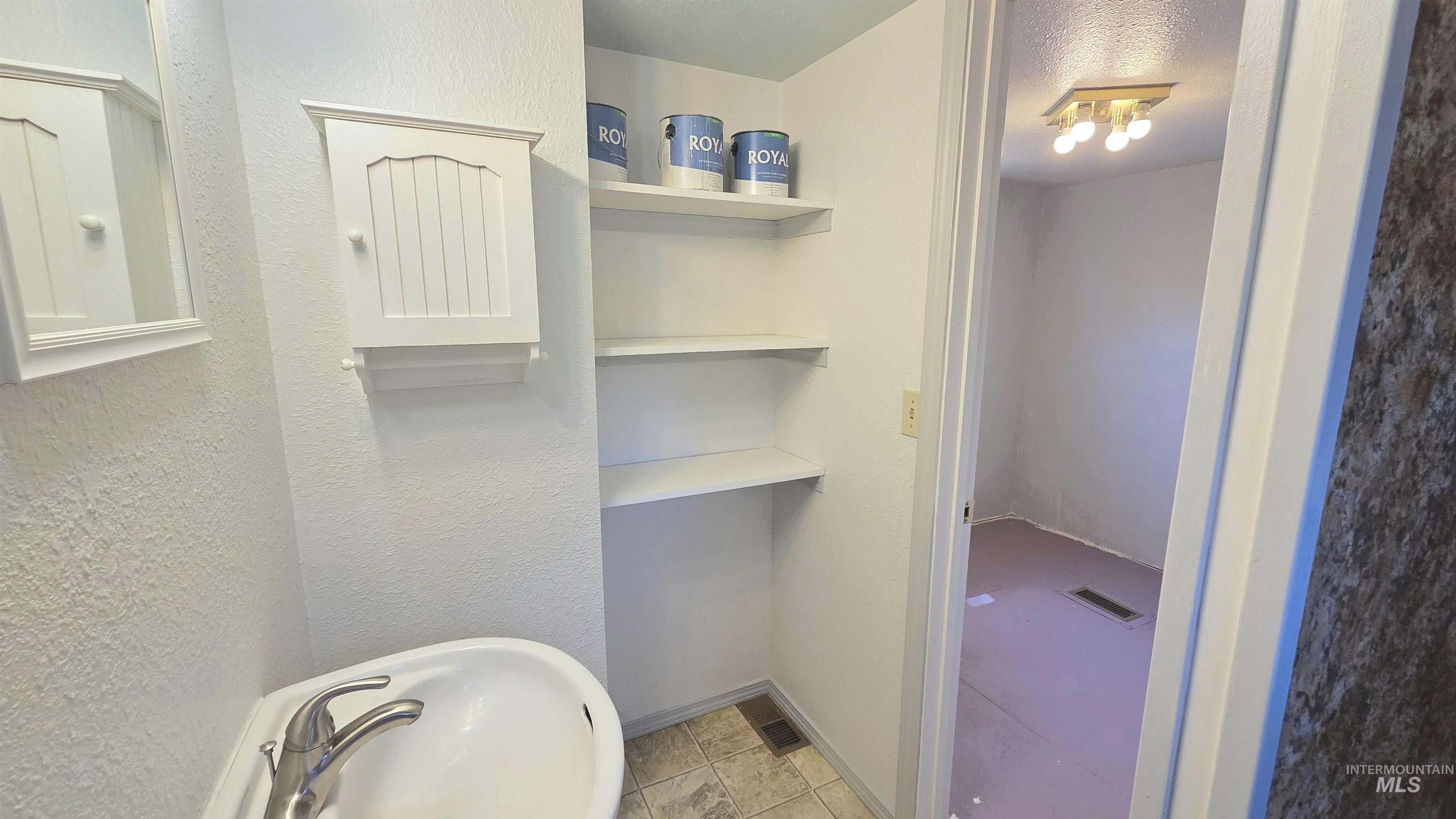 603 W Palouse River Dr., Moscow, Idaho 83843, 2 Bedrooms, 2 Bathrooms, Residential For Sale, Price $27,000, 98955787