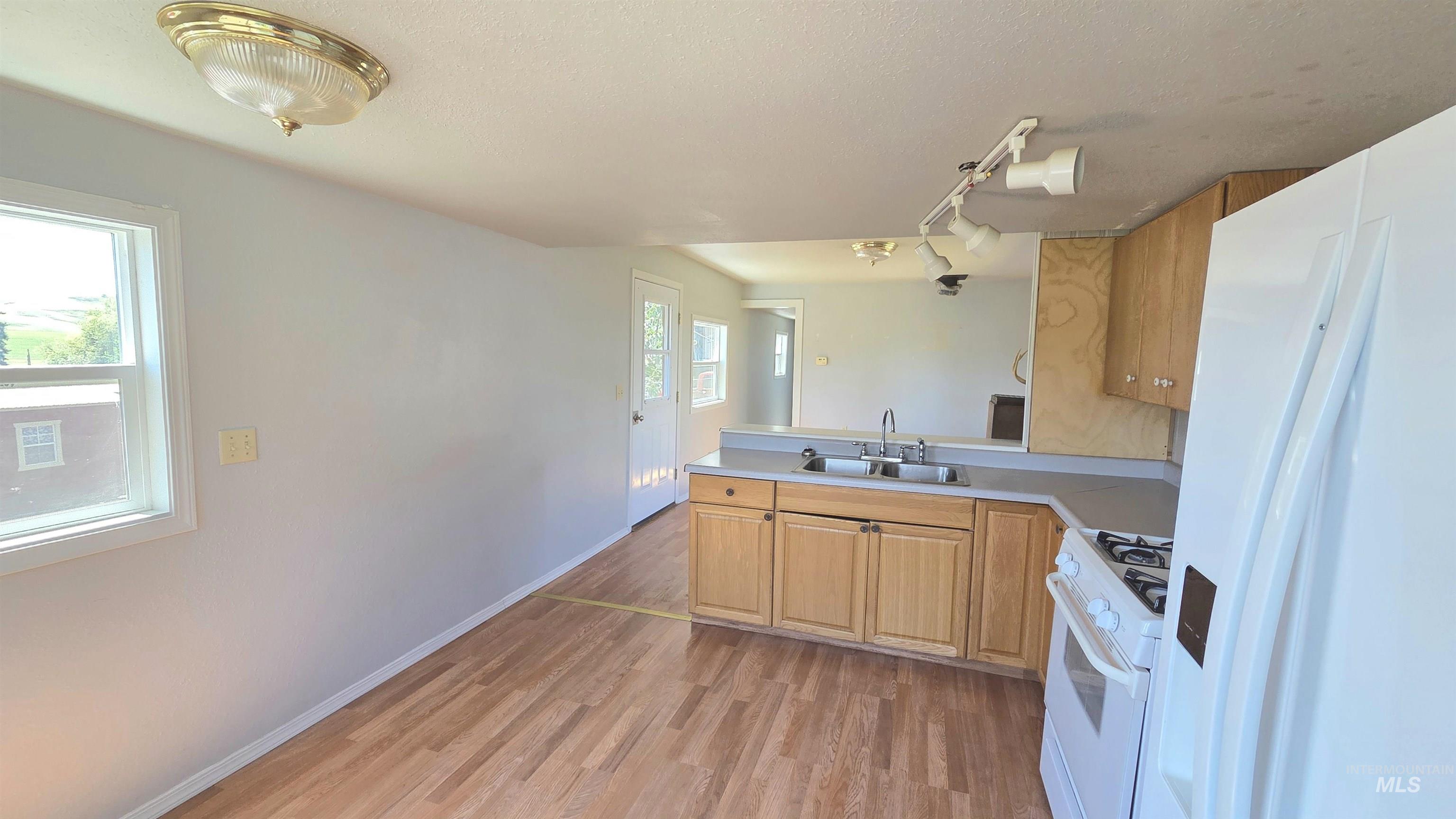 603 W Palouse River Dr., Moscow, Idaho 83843, 2 Bedrooms, 2 Bathrooms, Residential For Sale, Price $27,000, 98955787