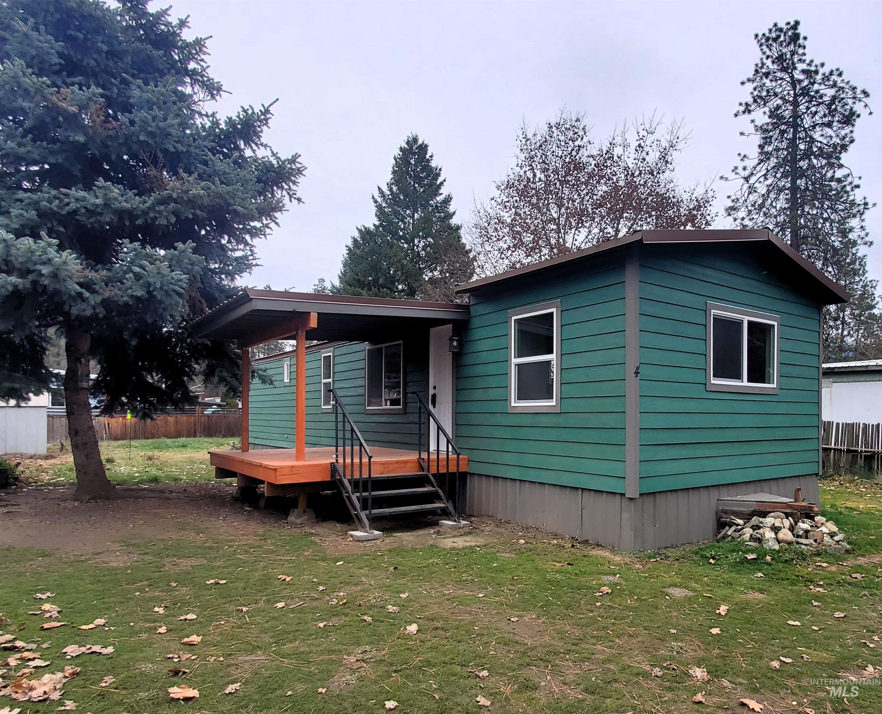 #4 Kokanee Ln., Orofino, Idaho 83544, 2 Bedrooms, 1 Bathroom, Residential For Sale, Price $49,500, 98956325