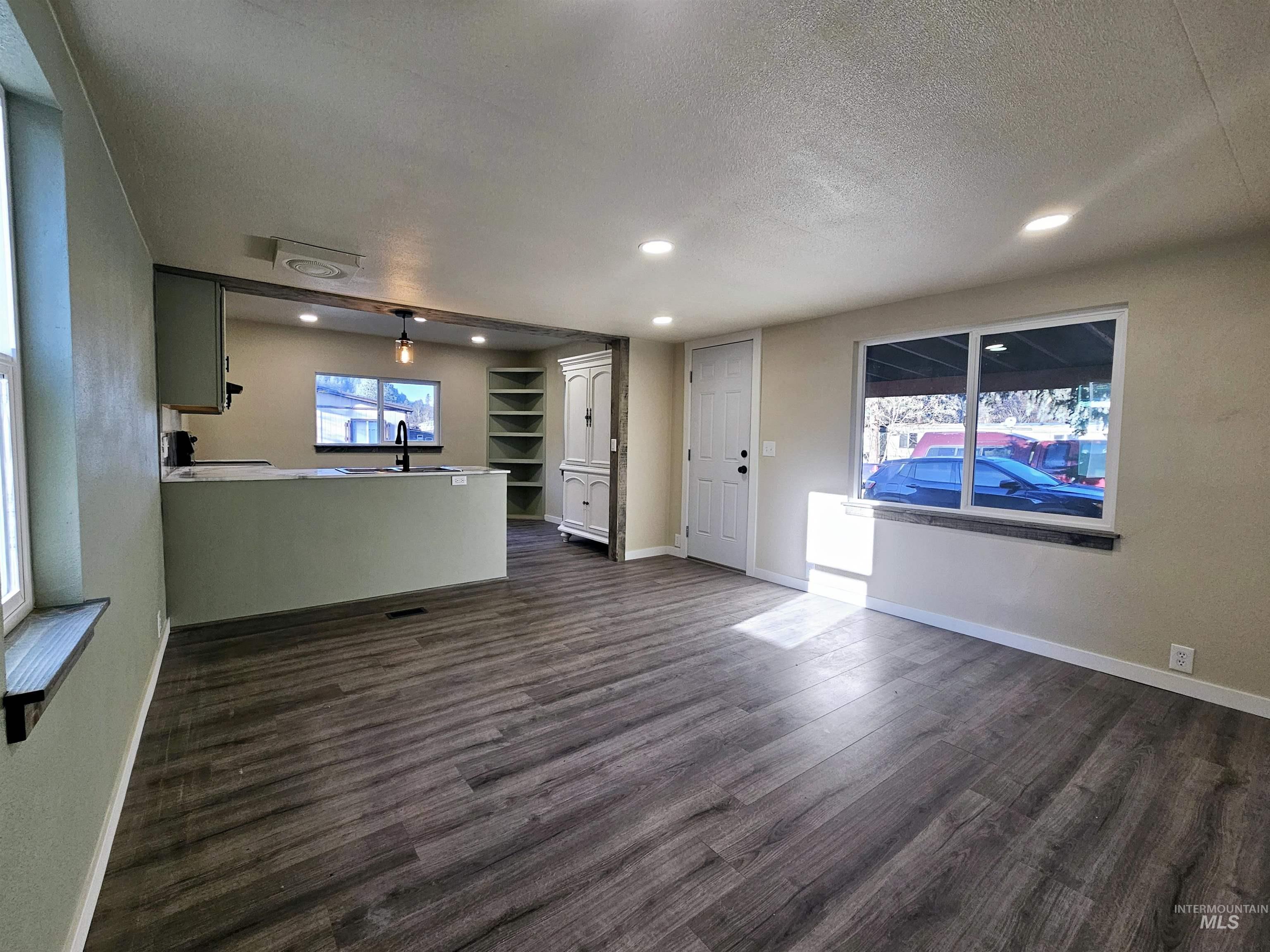 #4 Kokanee Ln., Orofino, Idaho 83544, 2 Bedrooms, 1 Bathroom, Residential For Sale, Price $49,500, 98956325