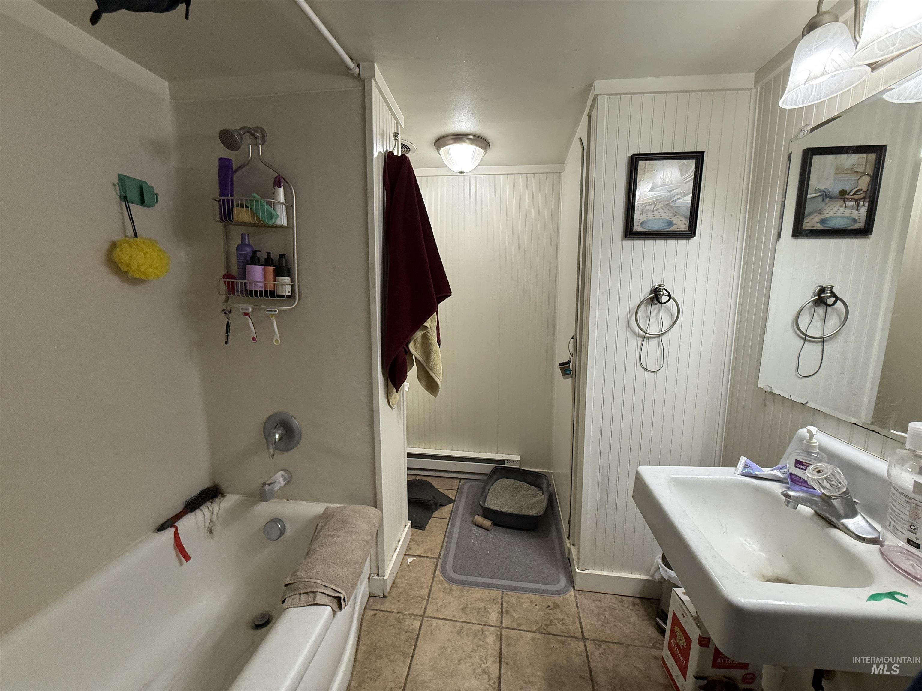 207 W 1st Street, Moscow, Idaho 83843, 1 Bedroom, 1 Bathroom, Residential Income For Sale, Price $1,180,000, 98956432