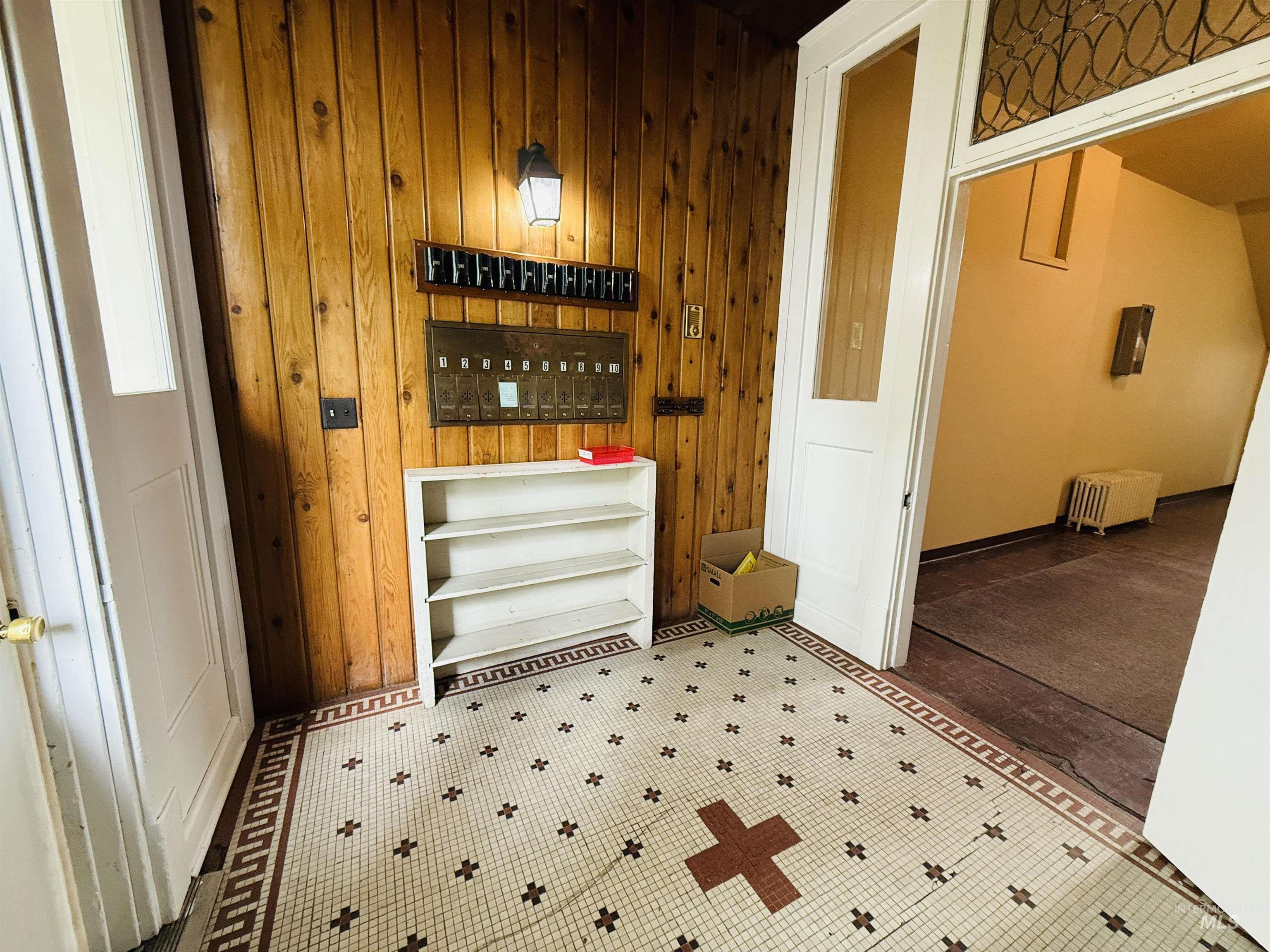 207 W 1st Street, Moscow, Idaho 83843, 1 Bedroom, 1 Bathroom, Residential Income For Sale, Price $1,180,000, 98956432