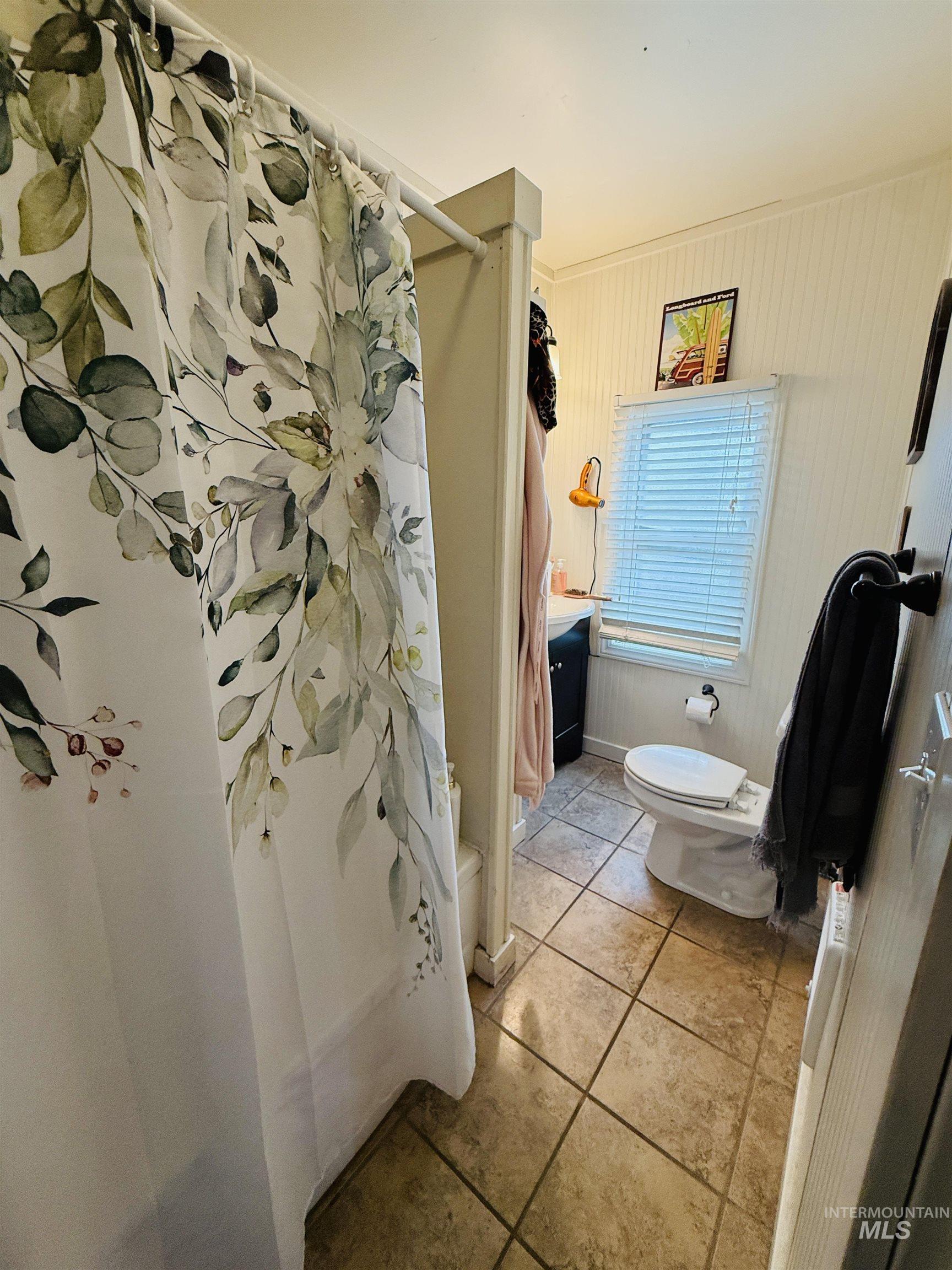 207 W 1st Street, Moscow, Idaho 83843, 1 Bedroom, 1 Bathroom, Residential Income For Sale, Price $1,180,000, 98956432