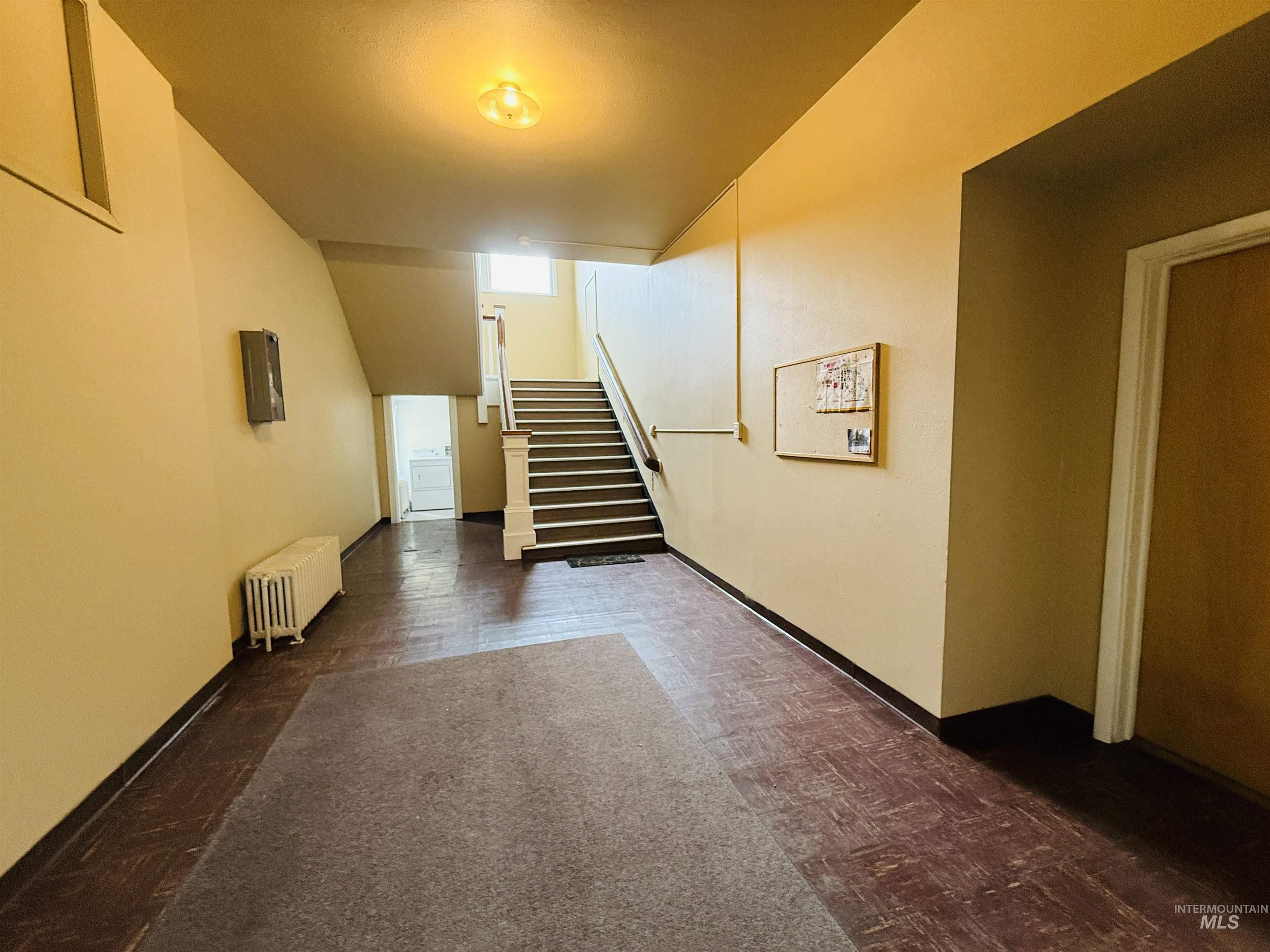 207 W 1st Street, Moscow, Idaho 83843, 1 Bedroom, 1 Bathroom, Residential Income For Sale, Price $1,180,000, 98956432