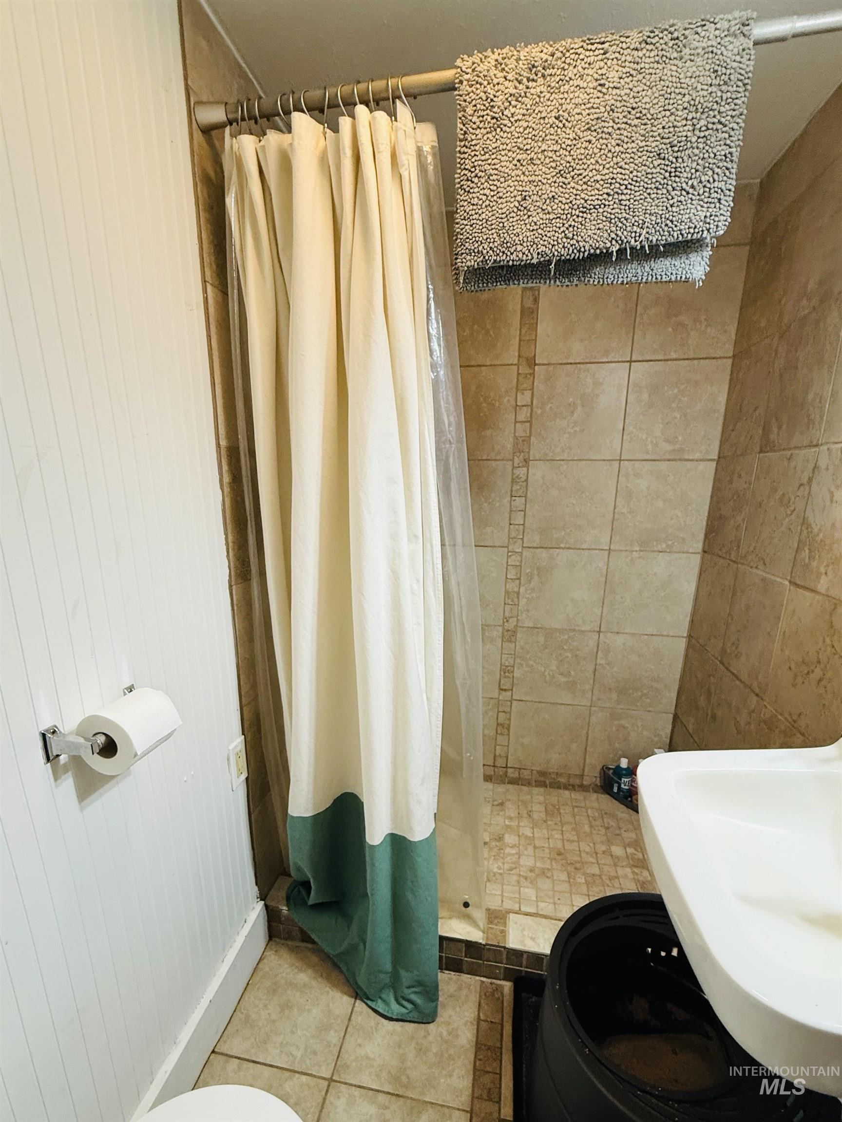207 W 1st Street, Moscow, Idaho 83843, 1 Bedroom, 1 Bathroom, Residential Income For Sale, Price $1,180,000, 98956432