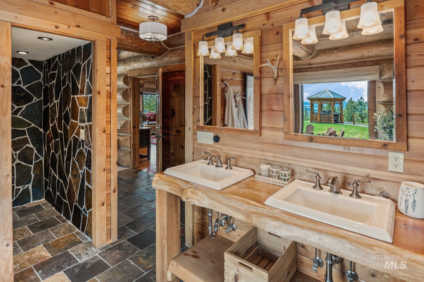 17442 S Painted Rose Road, Worley, Idaho 83876, 4 Bedrooms, 4 Bathrooms, Residential For Sale, Price $6,750,000, 98956449