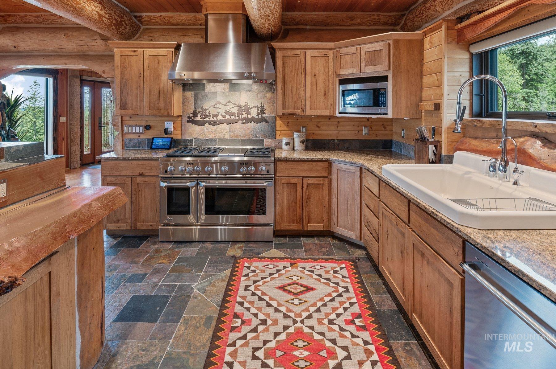 17442 S Painted Rose Road, Worley, Idaho 83876, 4 Bedrooms, 4 Bathrooms, Residential For Sale, Price $6,750,000, 98956449