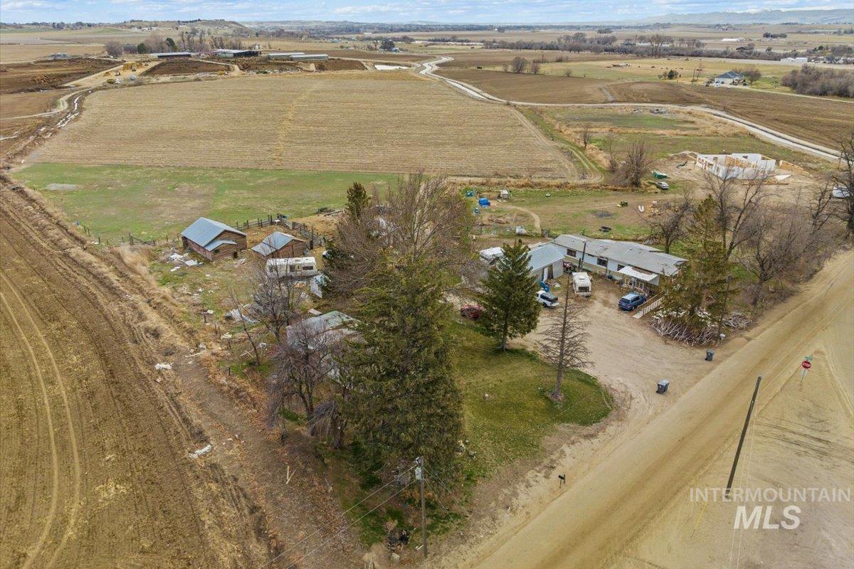 21488 Case Ln, Wilder, Idaho 83676-5051, 2 Bedrooms, 1 Bathroom, Farm & Ranch For Sale, Price $550,000, 98956596
