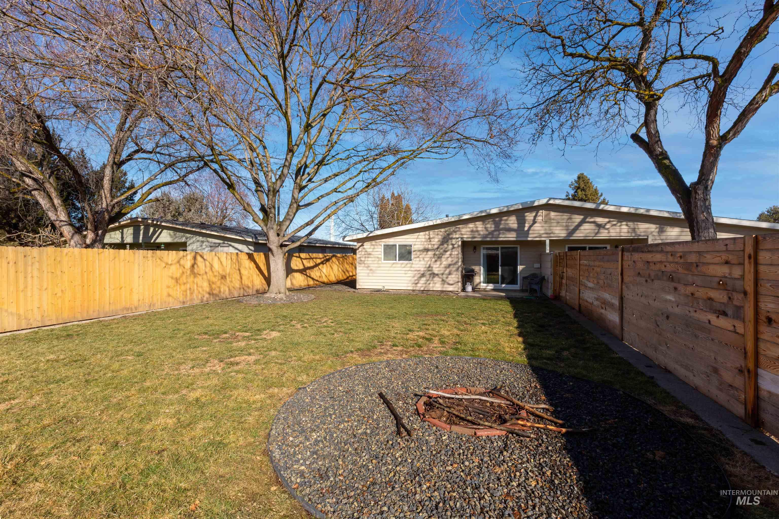 8561 W Goddard, Boise, Idaho 83704, 3 Bedrooms, 2 Bathrooms, Residential Income For Sale, Price $719,900, 98956694